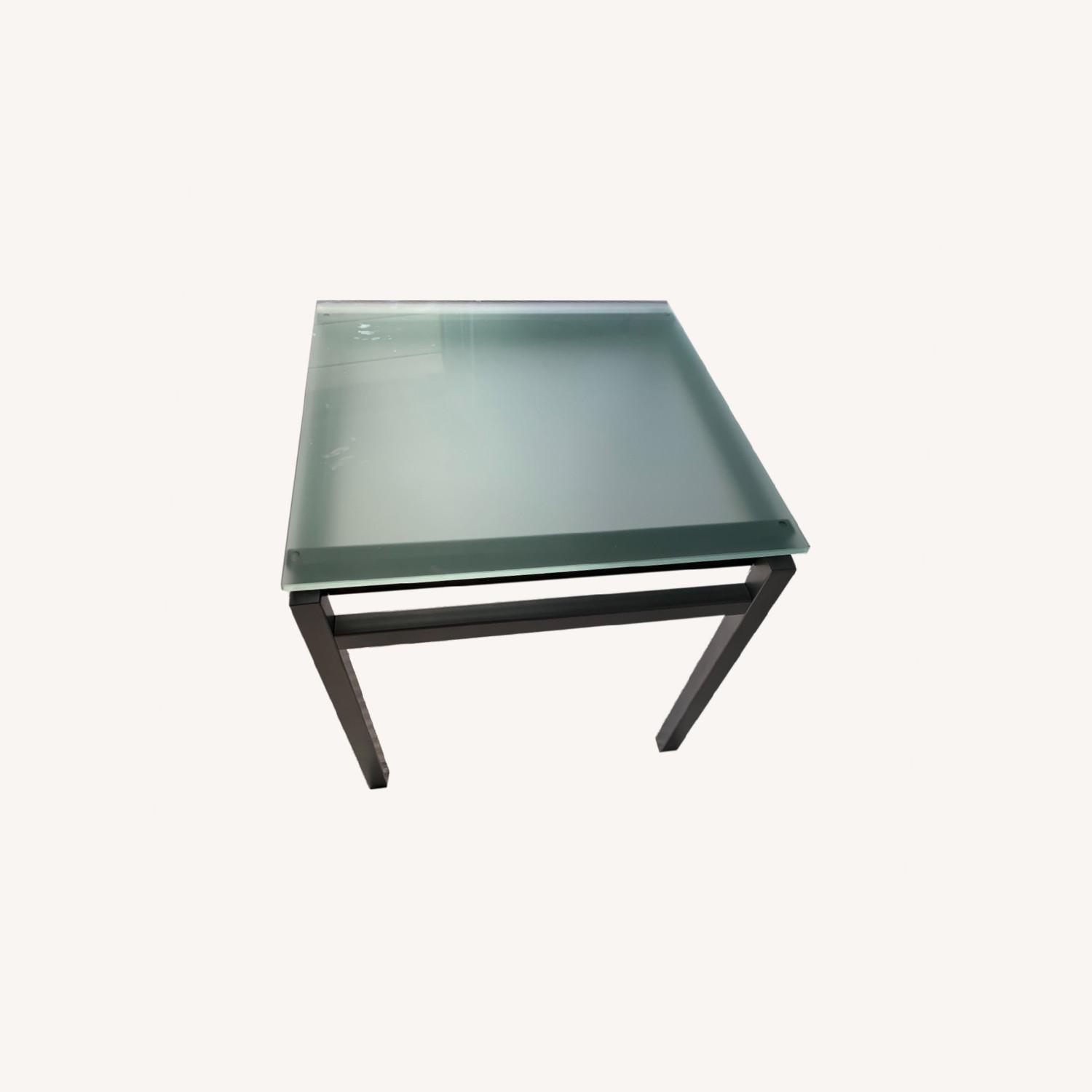 Glass Top Side Table Silver / Grey AptDeco