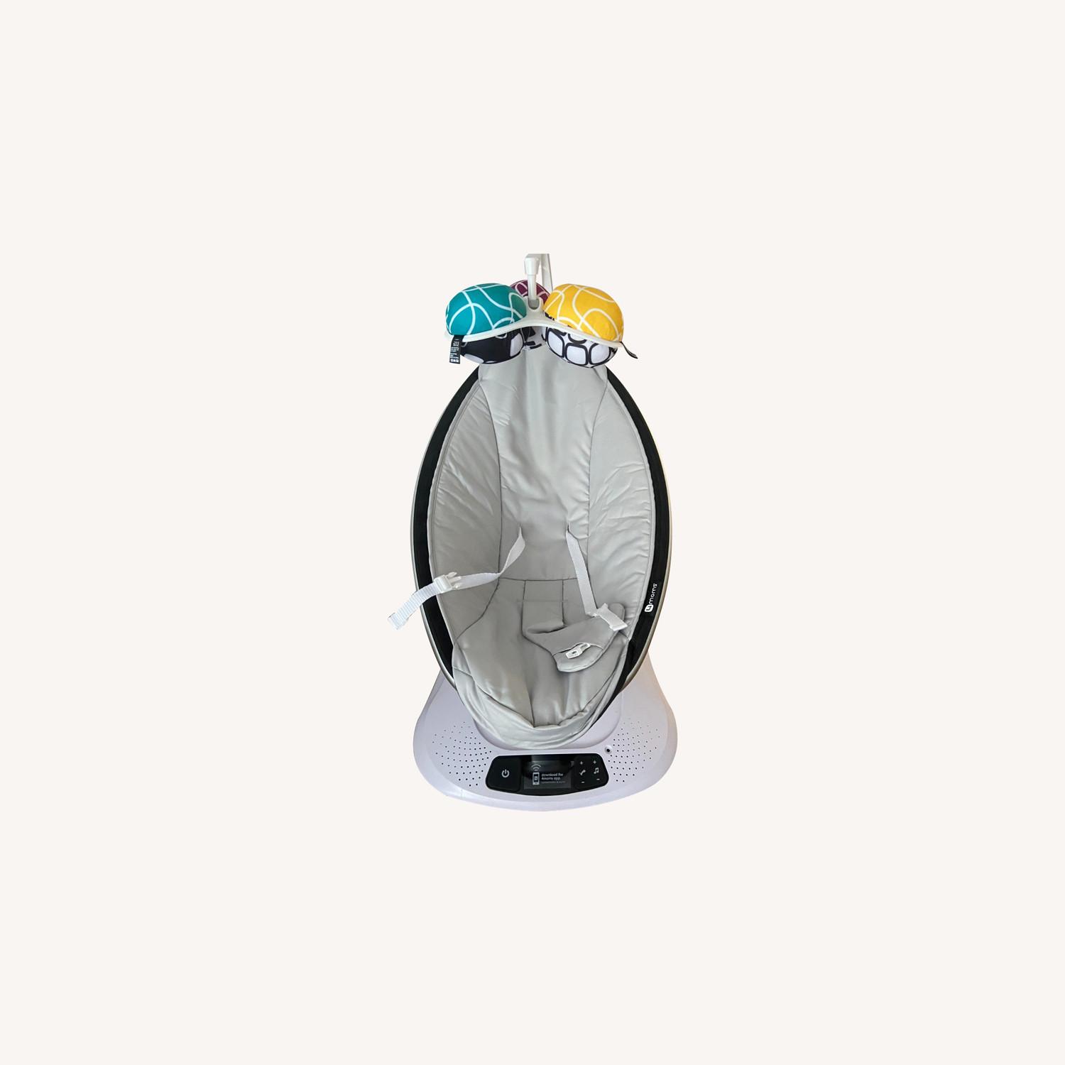 4moms Mamaroo Chairs - image-0