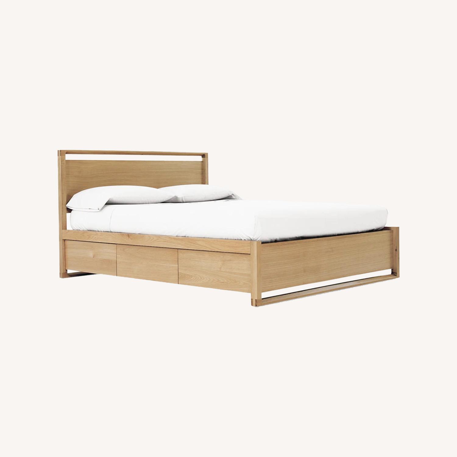 Design Within Reach Oak Bed with Storage AptDeco