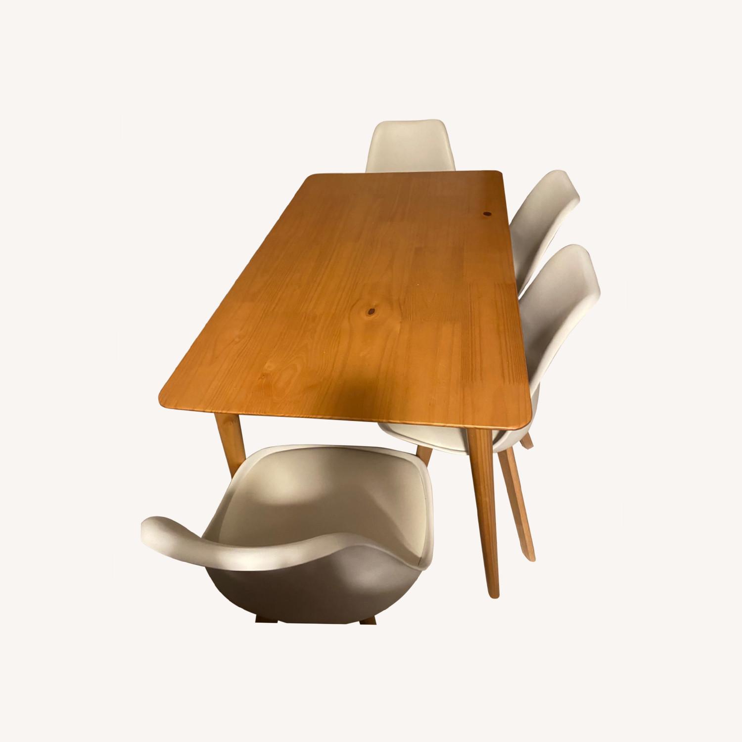Dining Table Set - AptDeco