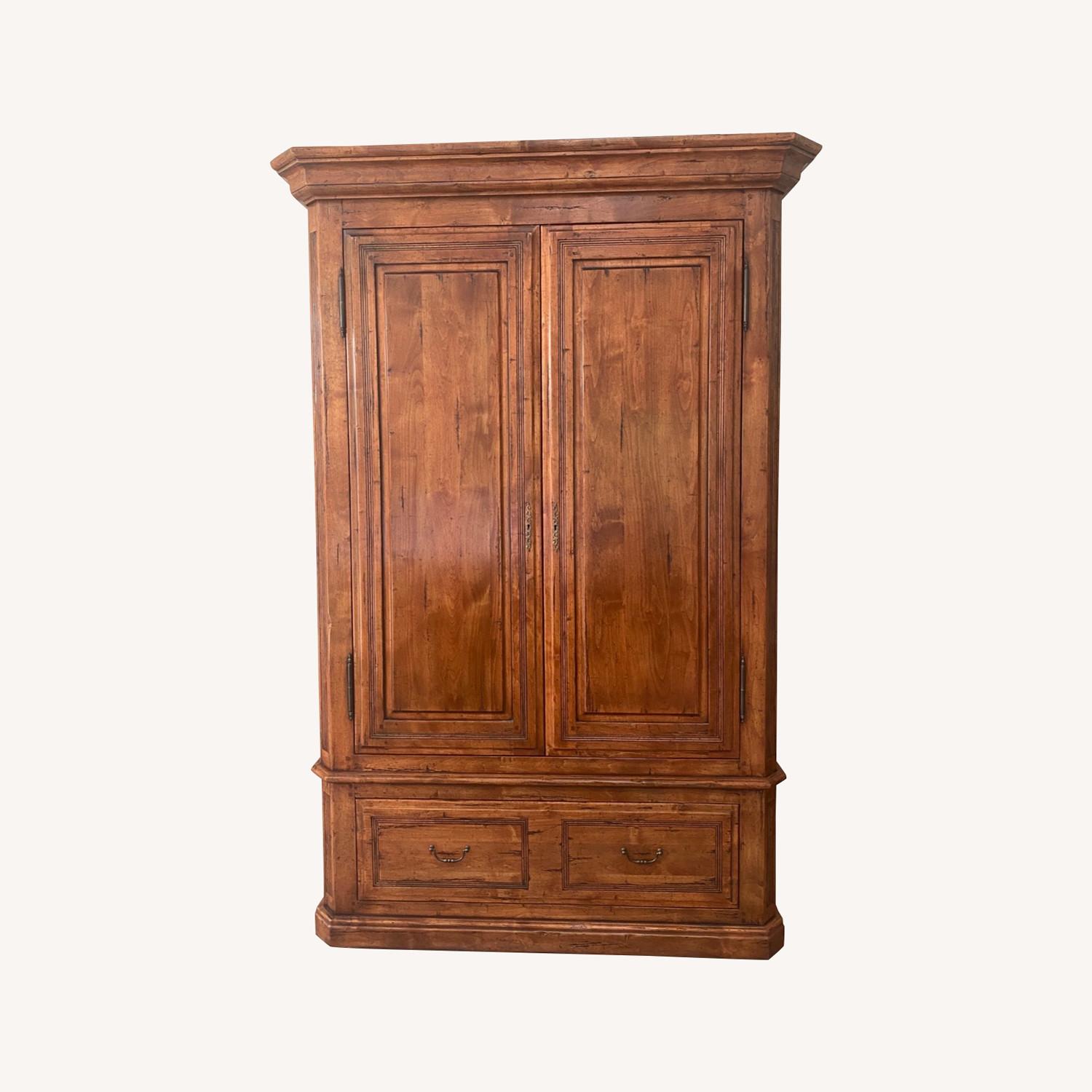 Armoire/Entertainment Center AptDeco