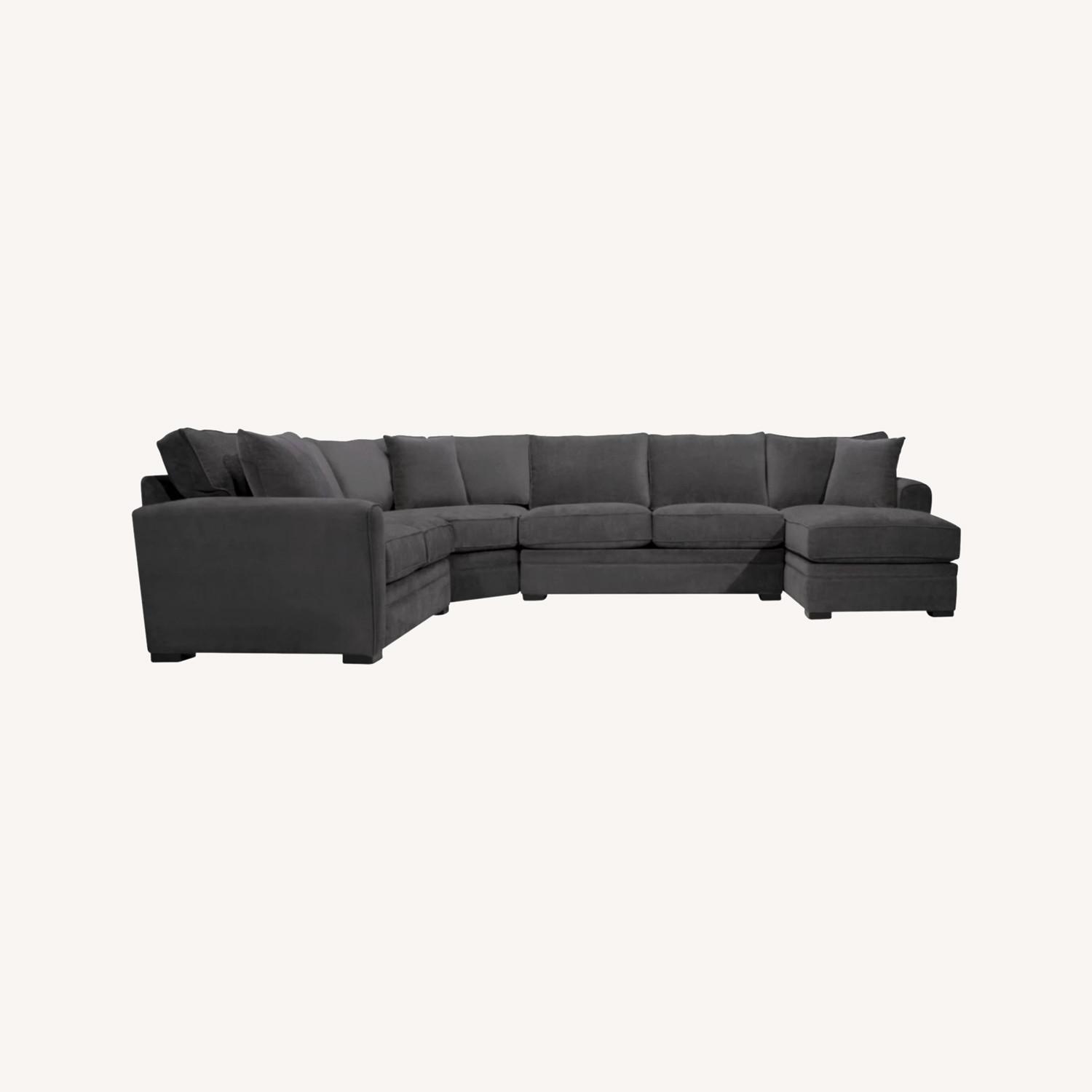 Raymour & Flanigan 4pc Sectional AptDeco