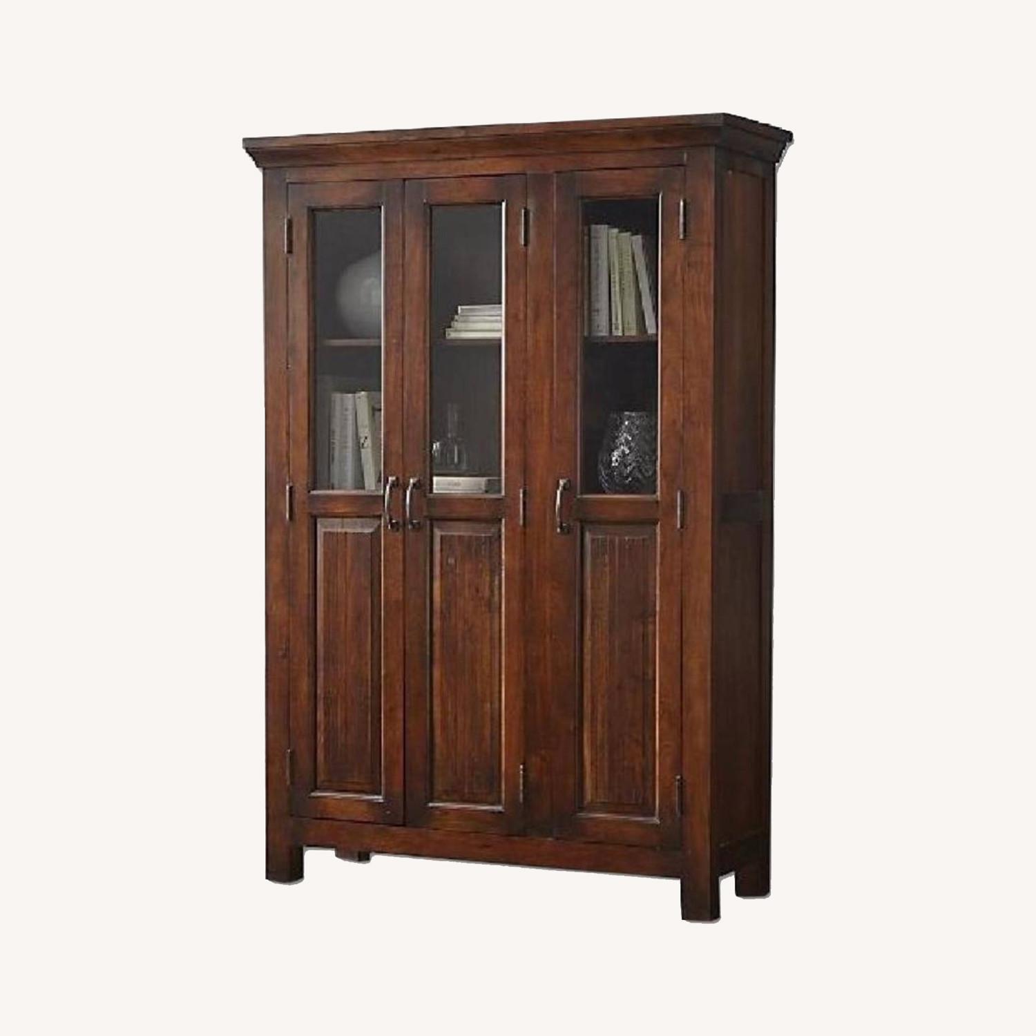 Crate & Barrel Kavari 3Door AptDeco
