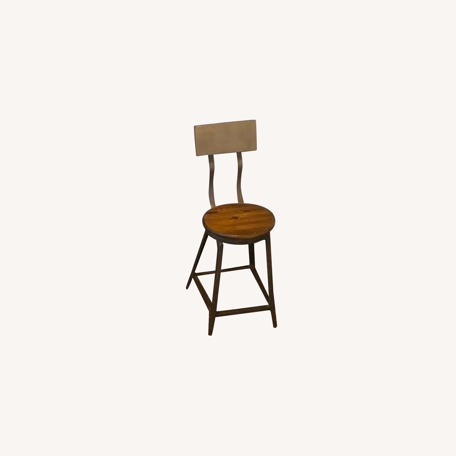 Set of 4 Counter Height Stools - image-0