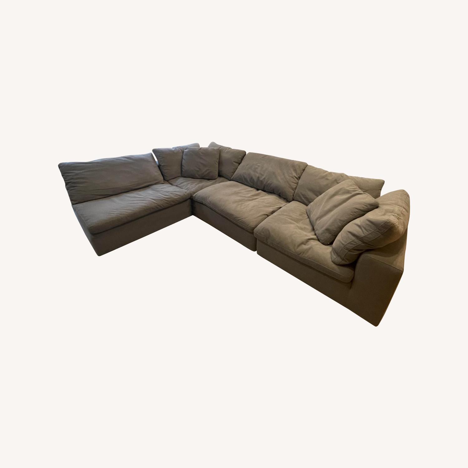 Bob's Furniture 4 piece Dream Sectional AptDeco