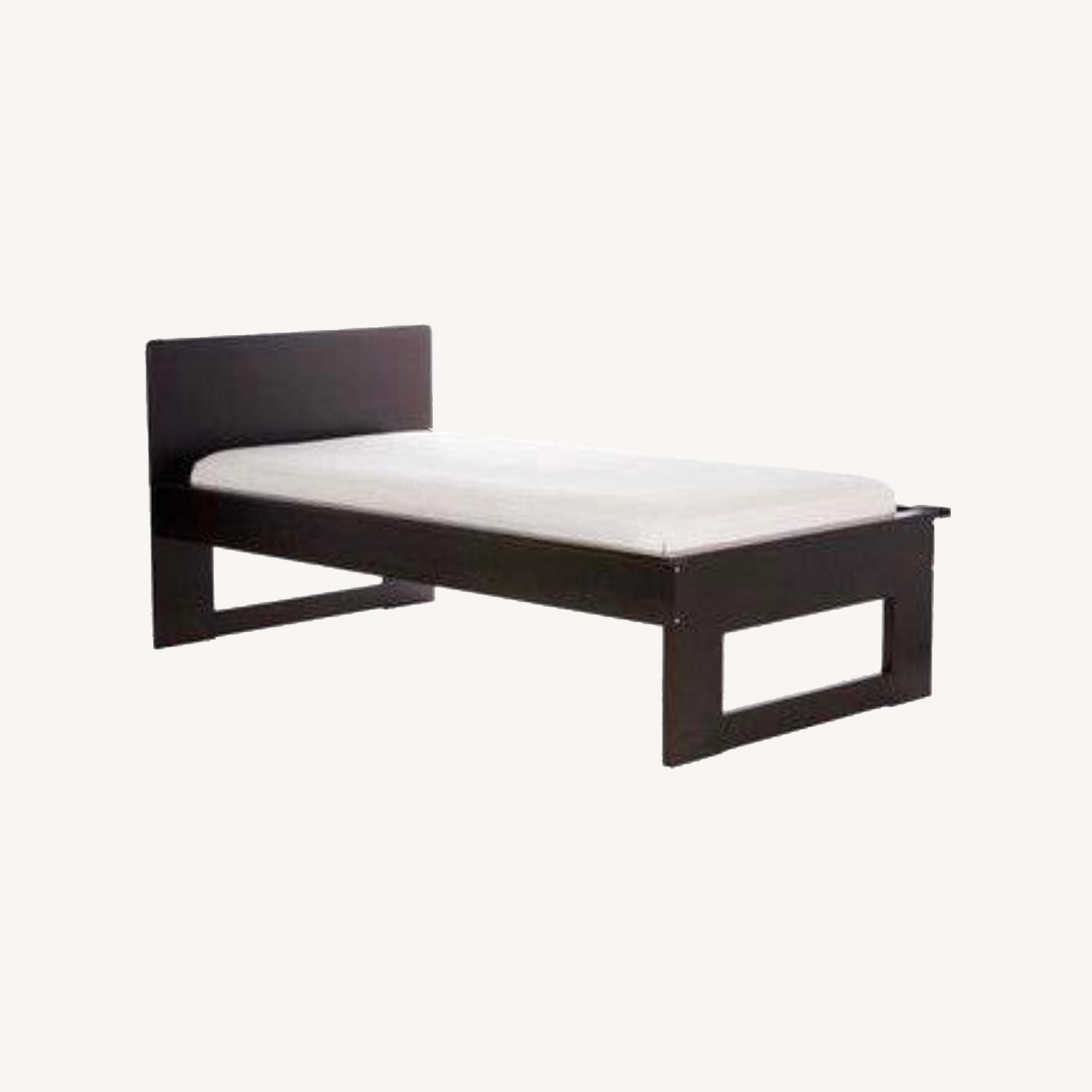 Argington Ayres Twin Bed - Ebony - image-0