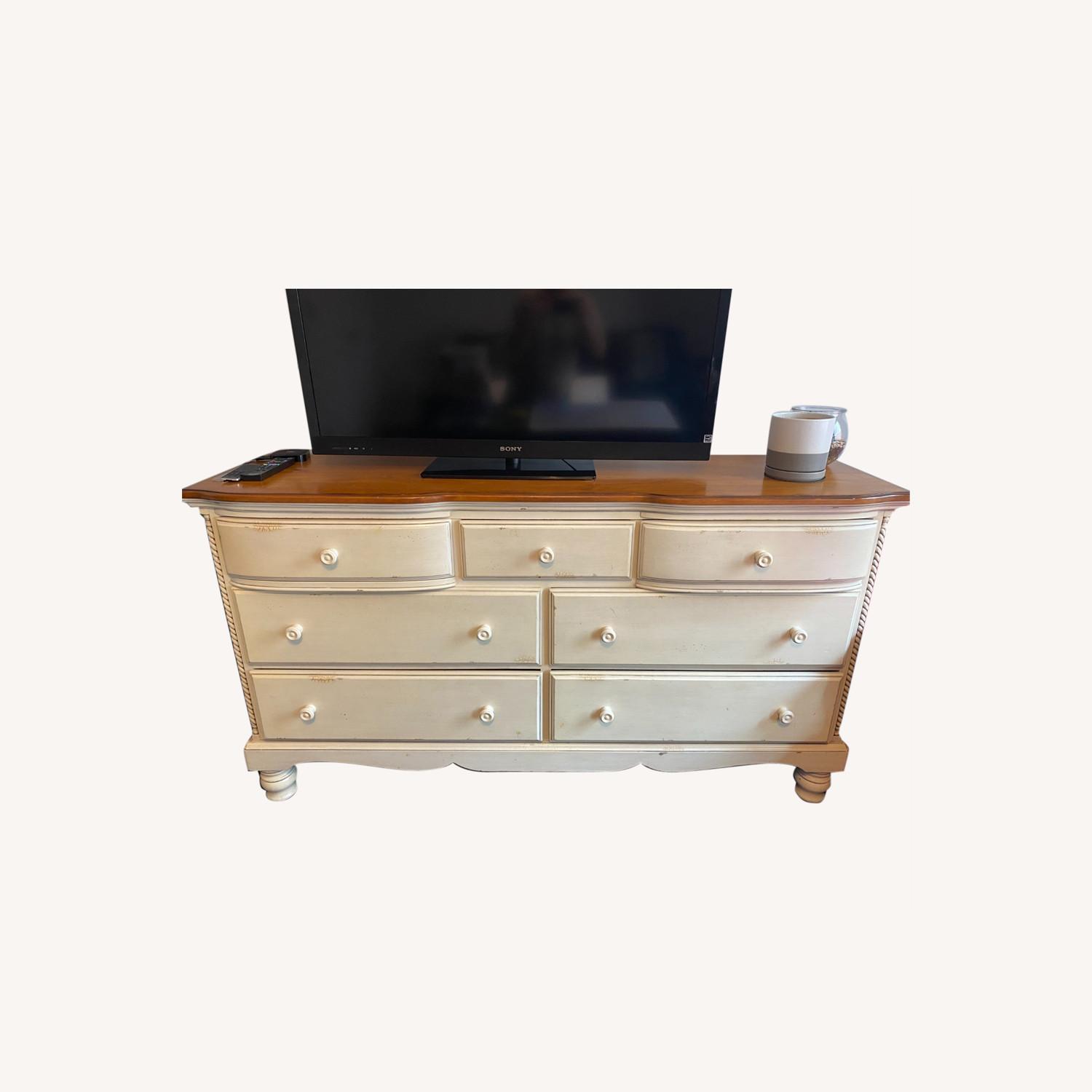 Large Dresser / Media Stand AptDeco