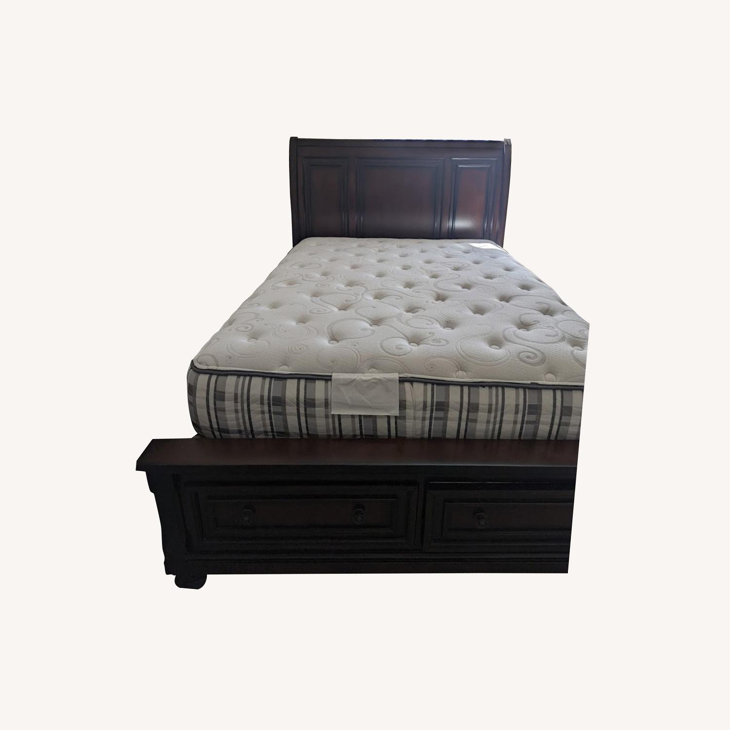 Raymour & Flanigan Espresso Queen Bed AptDeco