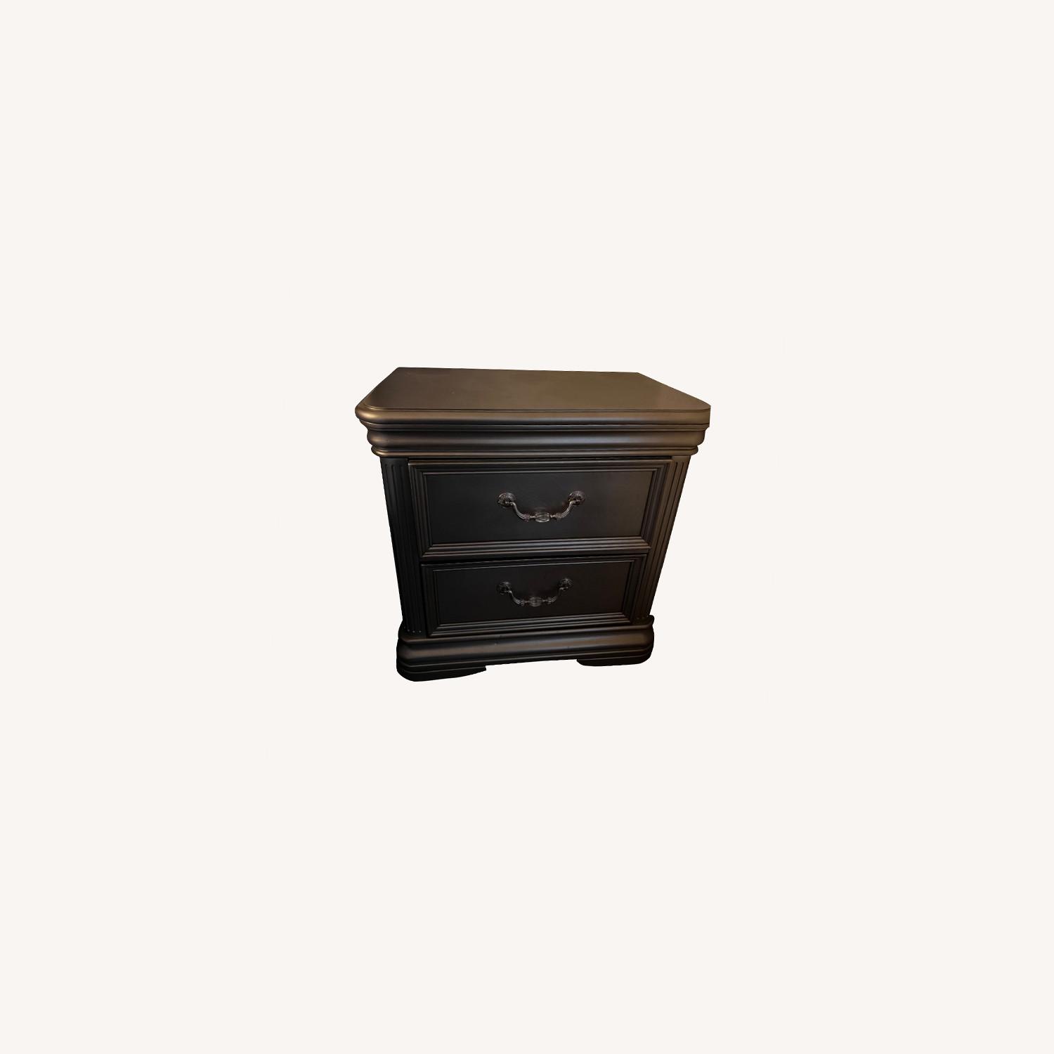 Silver Traditional Night Stand - image-0