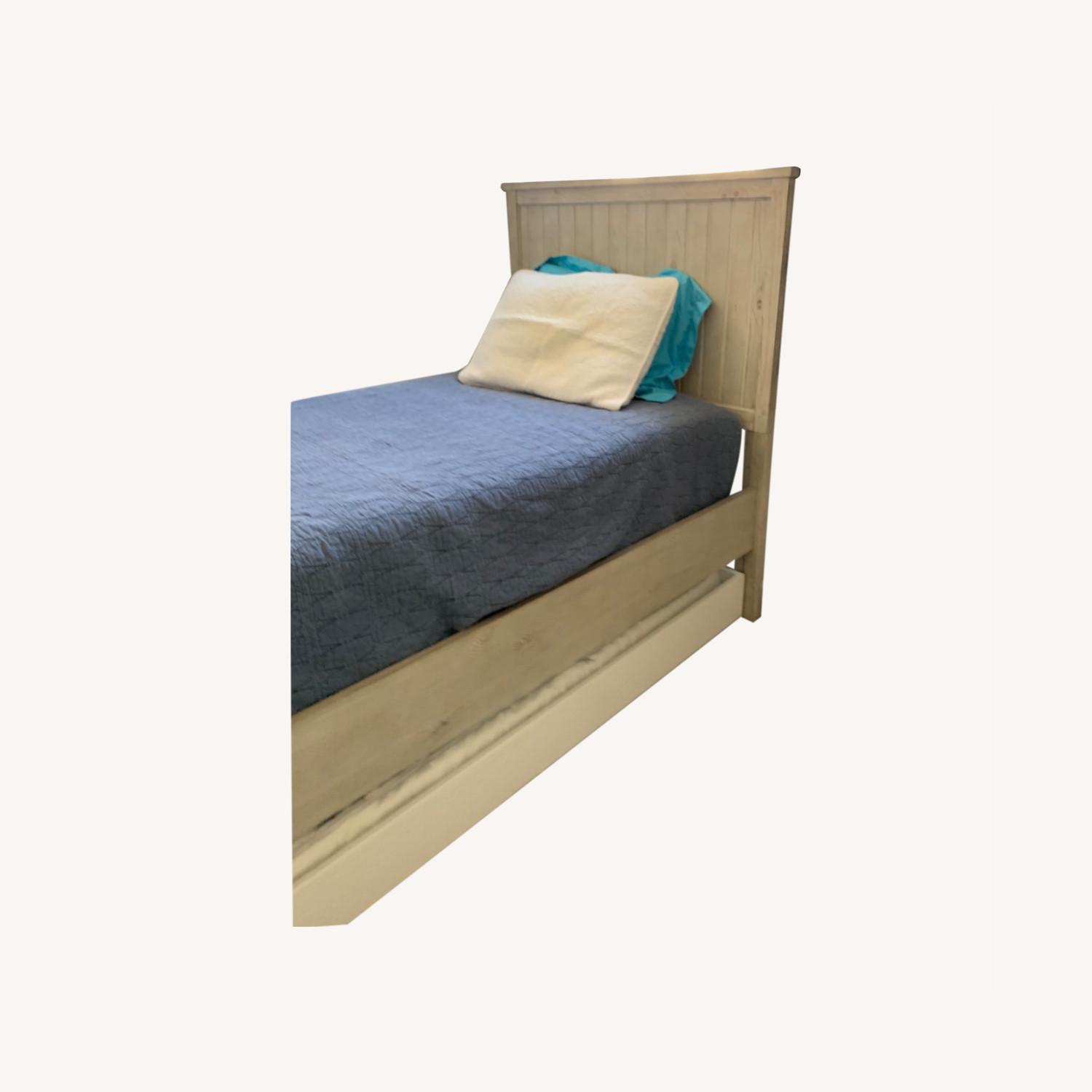 Pottery Barn Twin Headboard AptDeco