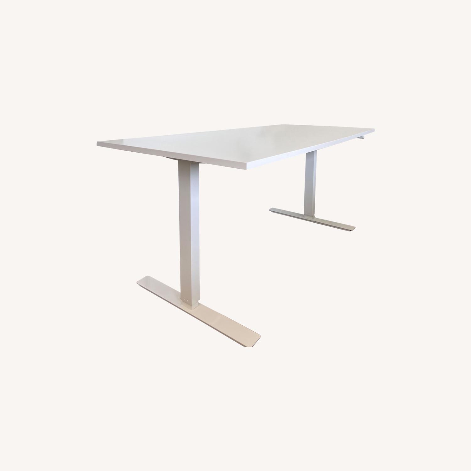 IKEA Trotten Desk sit/stand - image-0