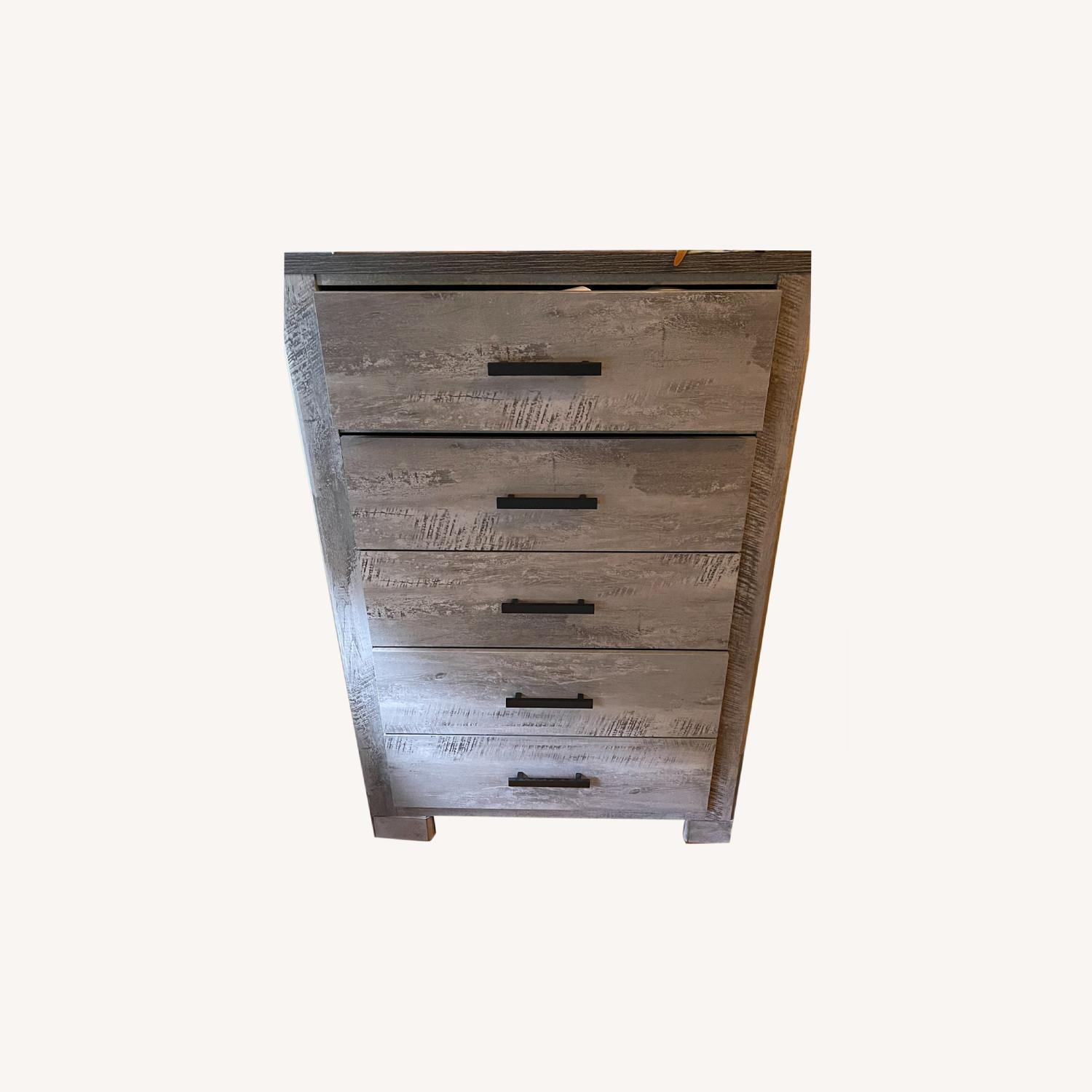 Grey 5 Drawer Dresser AptDeco