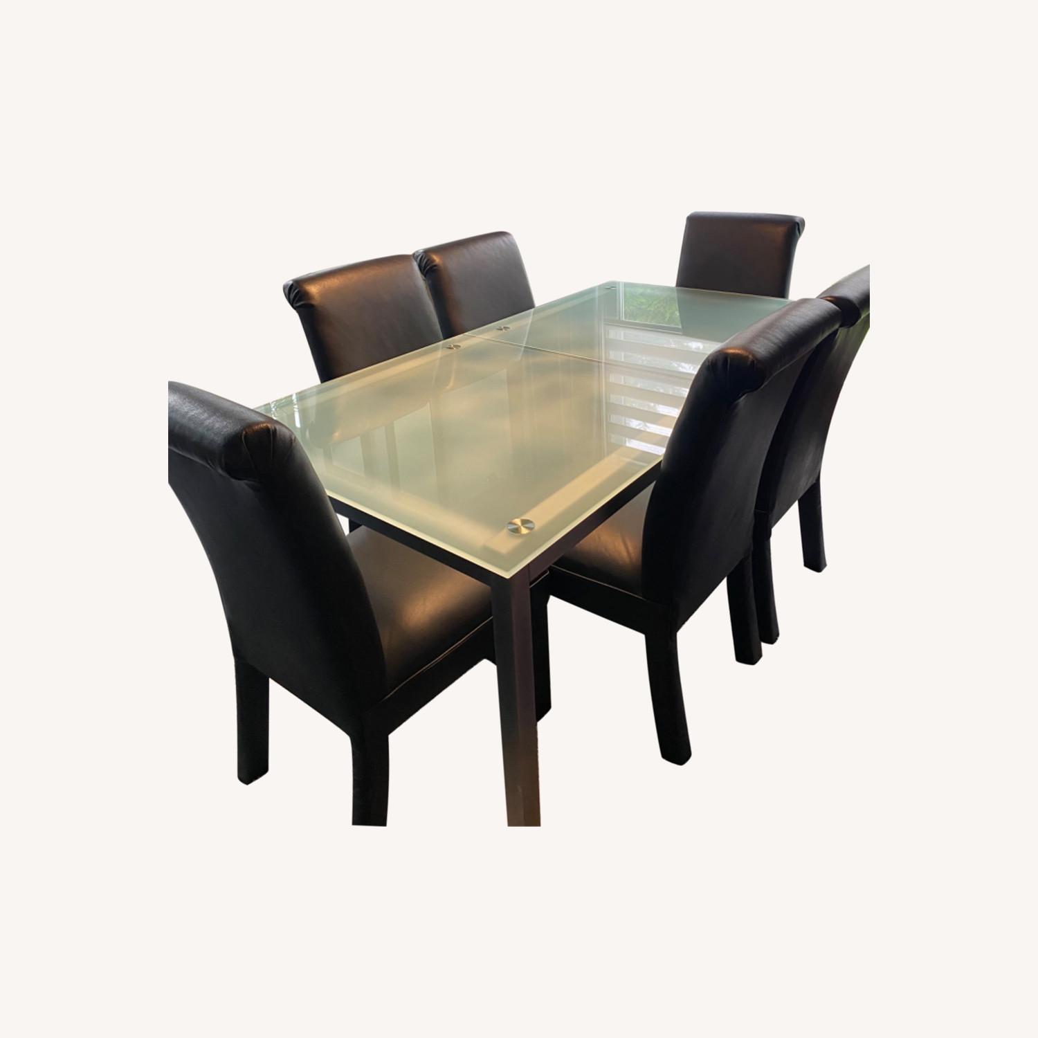 Dining Room Set - AptDeco