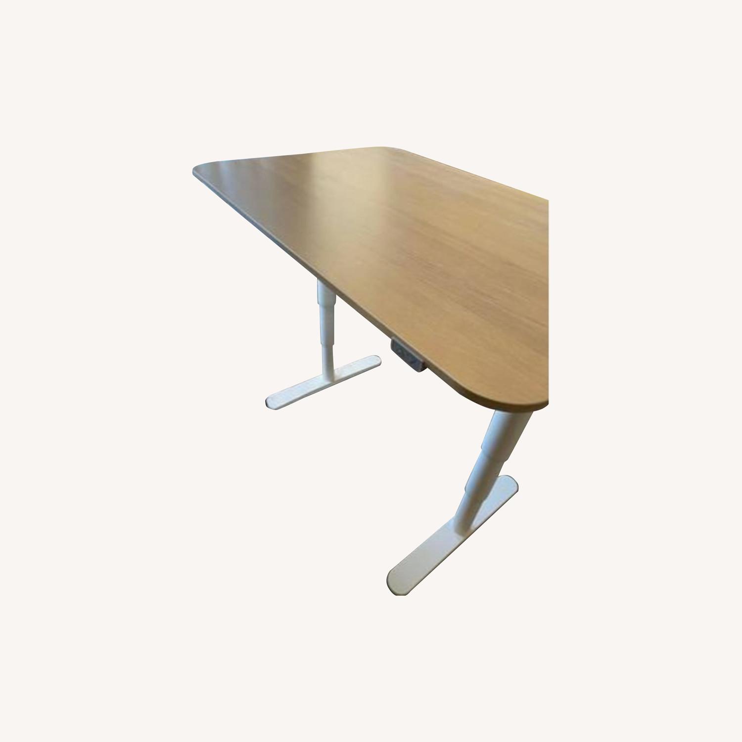 IKEA Modern Standing Desk White Oak, White Legs AptDeco