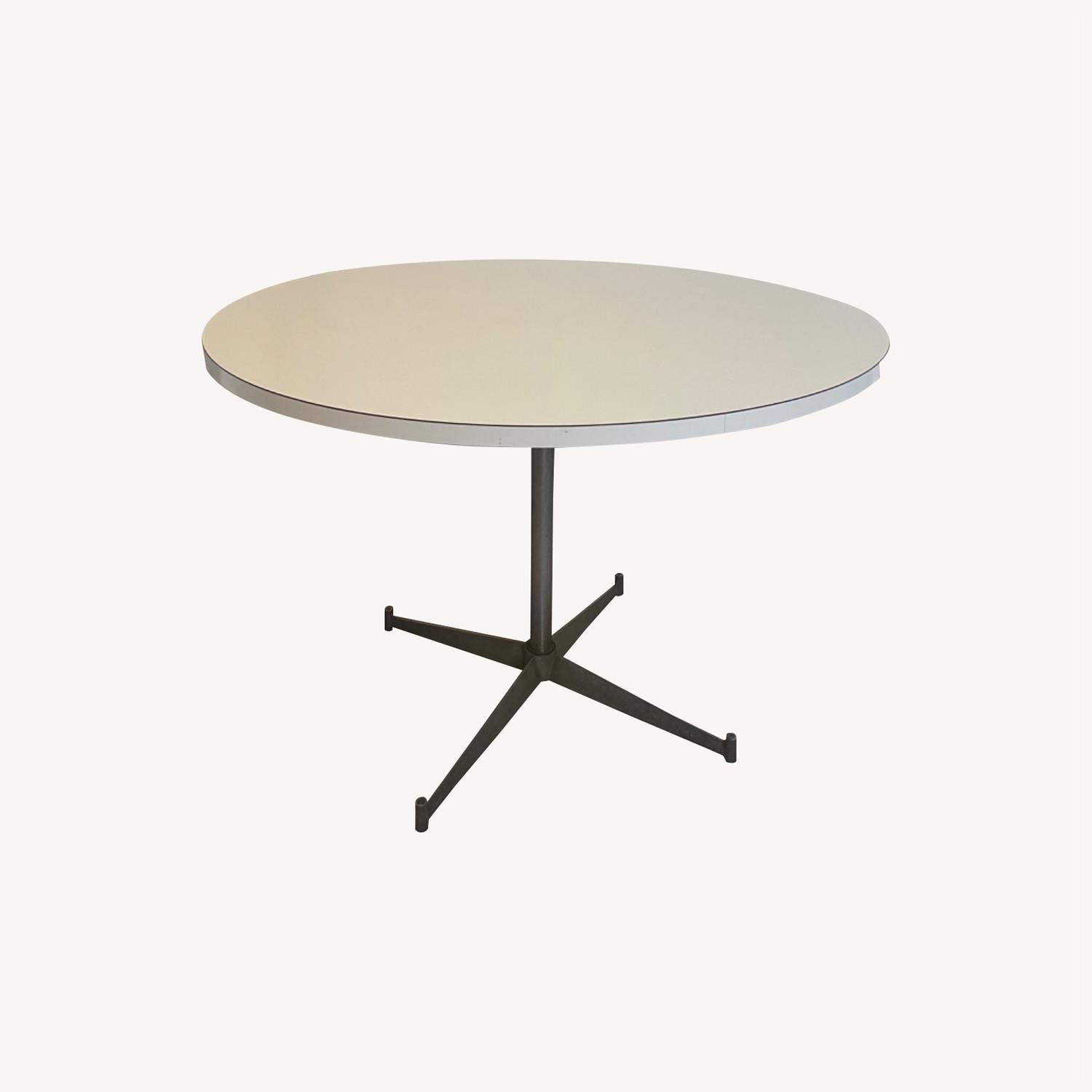 Nano White Cast Iron Round Table - image-0