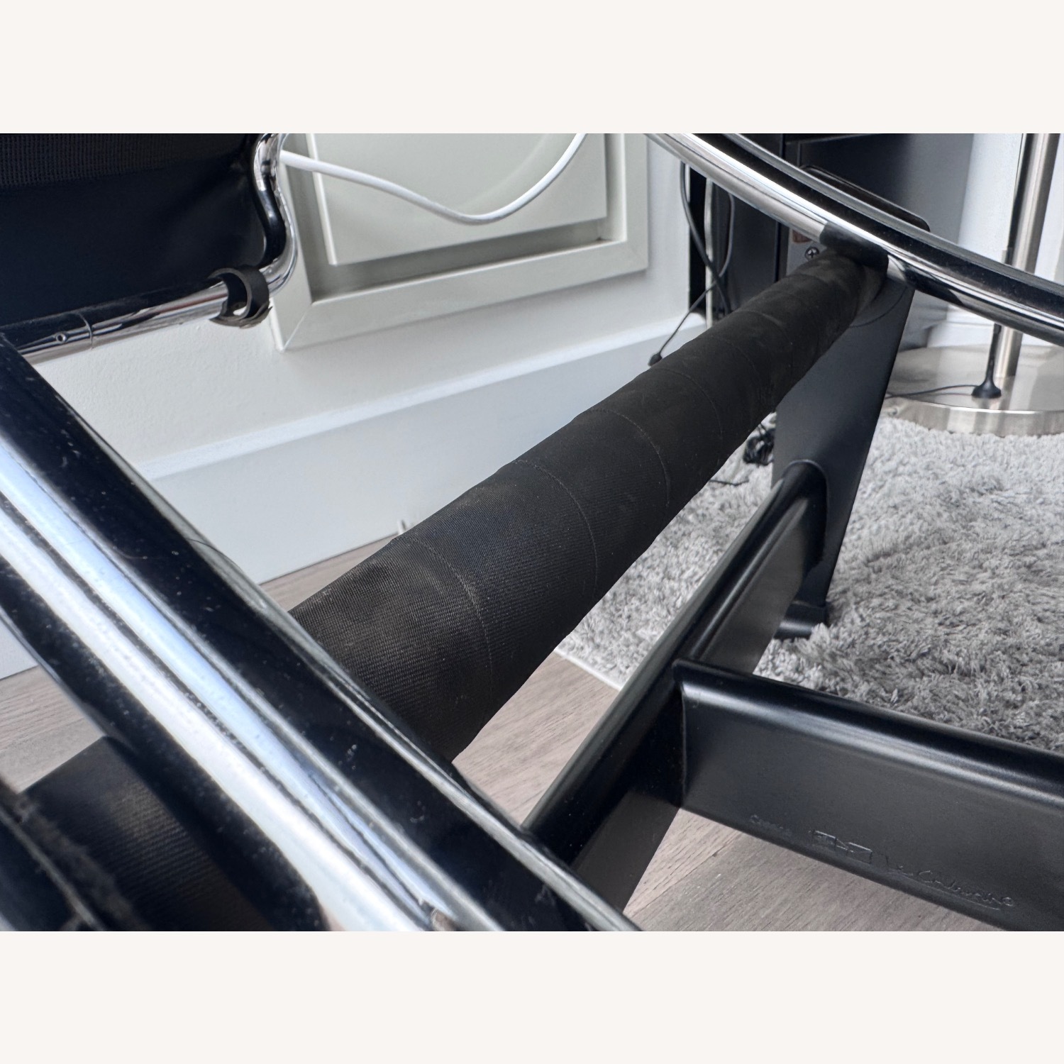 Le Corbusier LC4 Chaise lounge Cassina - image-10