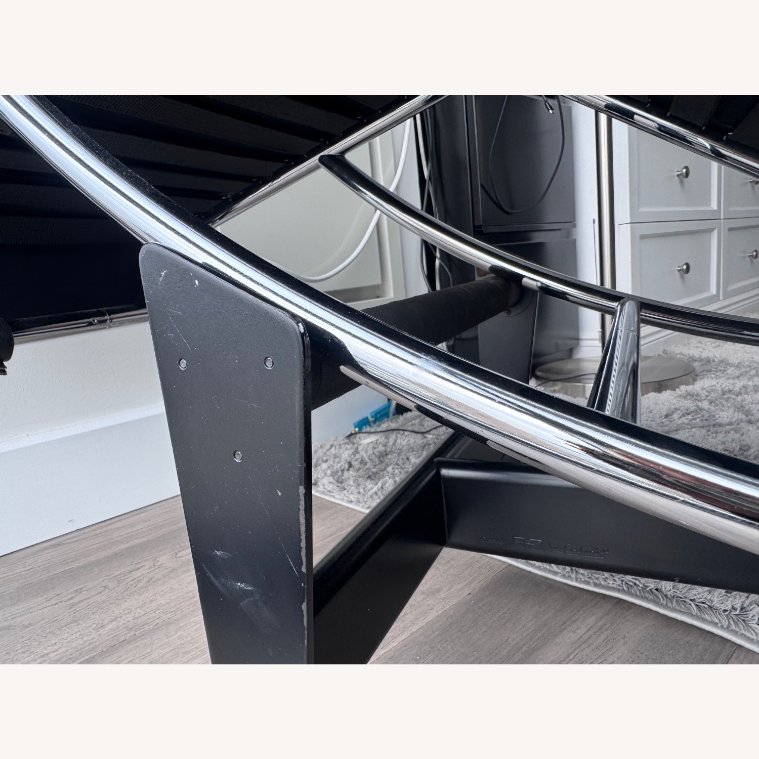 Le Corbusier LC4 Chaise lounge Cassina - image-8