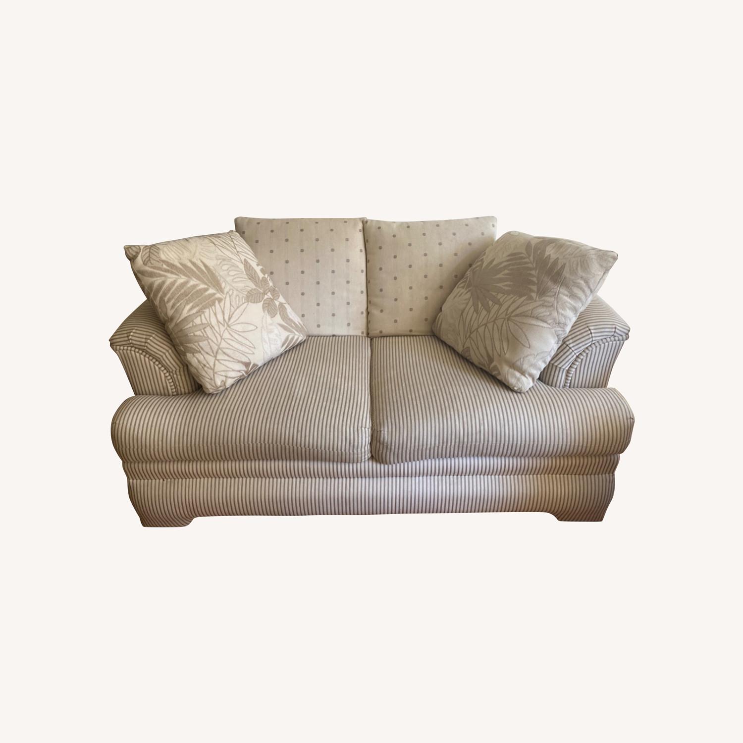 Jennifer Convertibles 2 Seat Sofa AptDeco