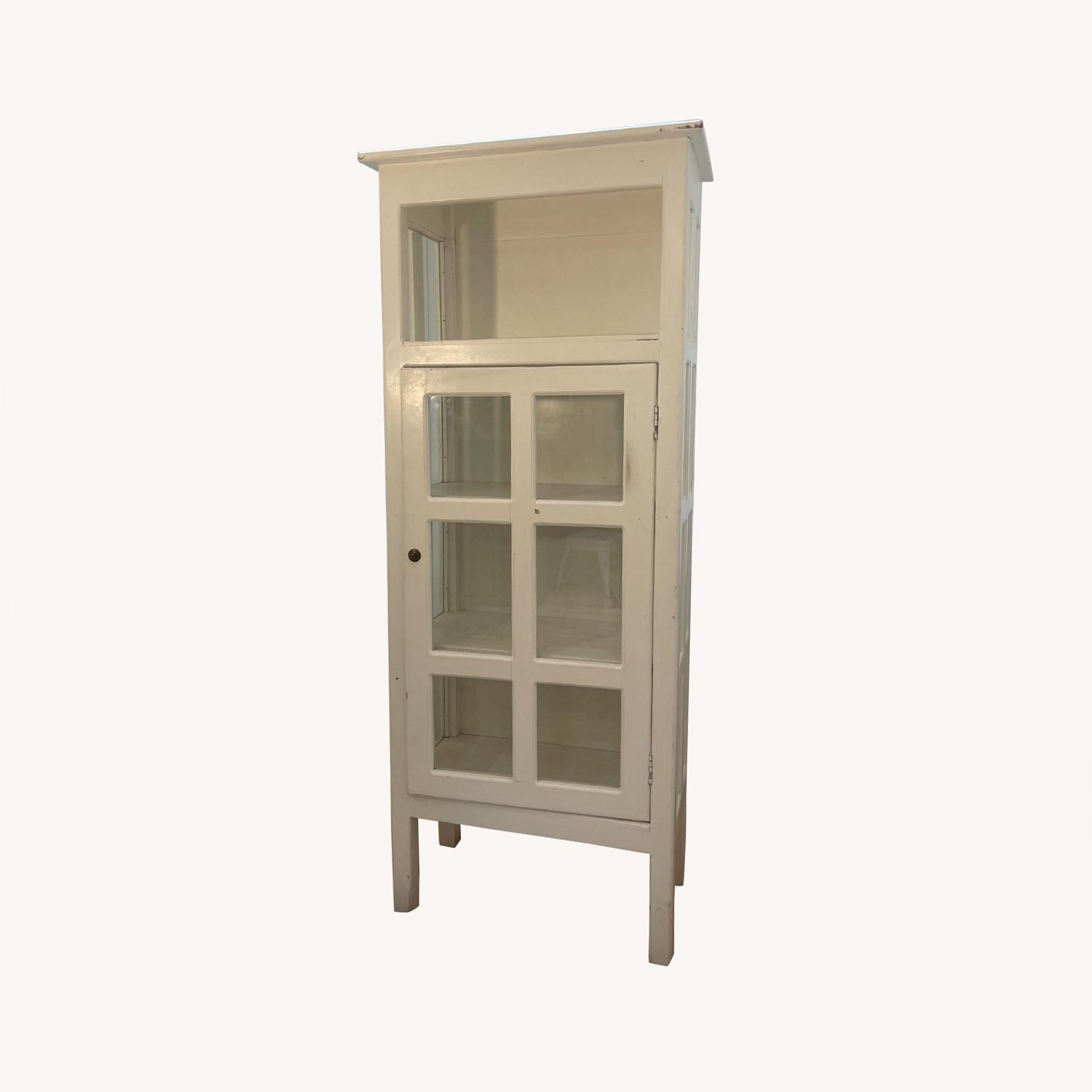 Vintage Cape Cod AptDeco