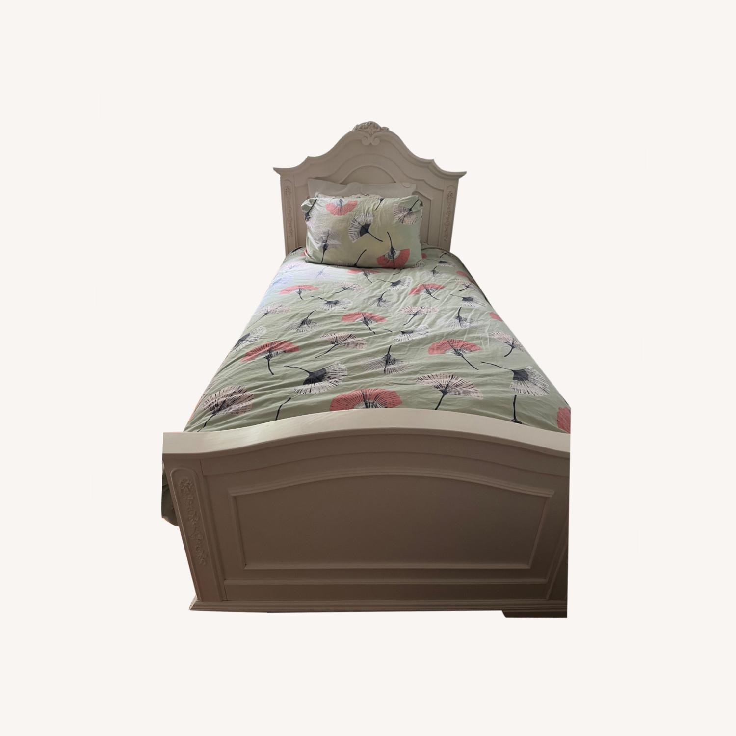 Wooden Twin Bed with Headboard AptDeco