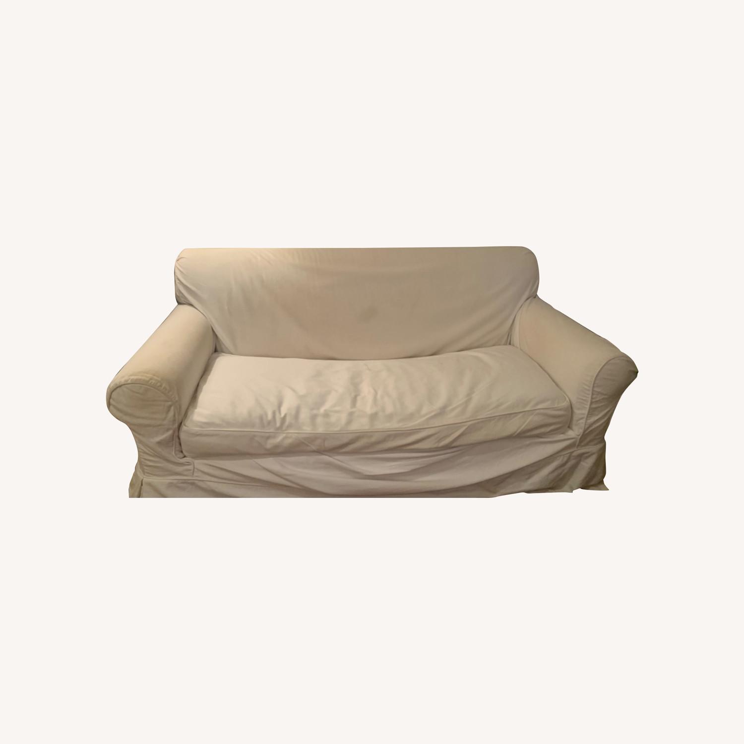 White Shabby Chic Loveseat AptDeco