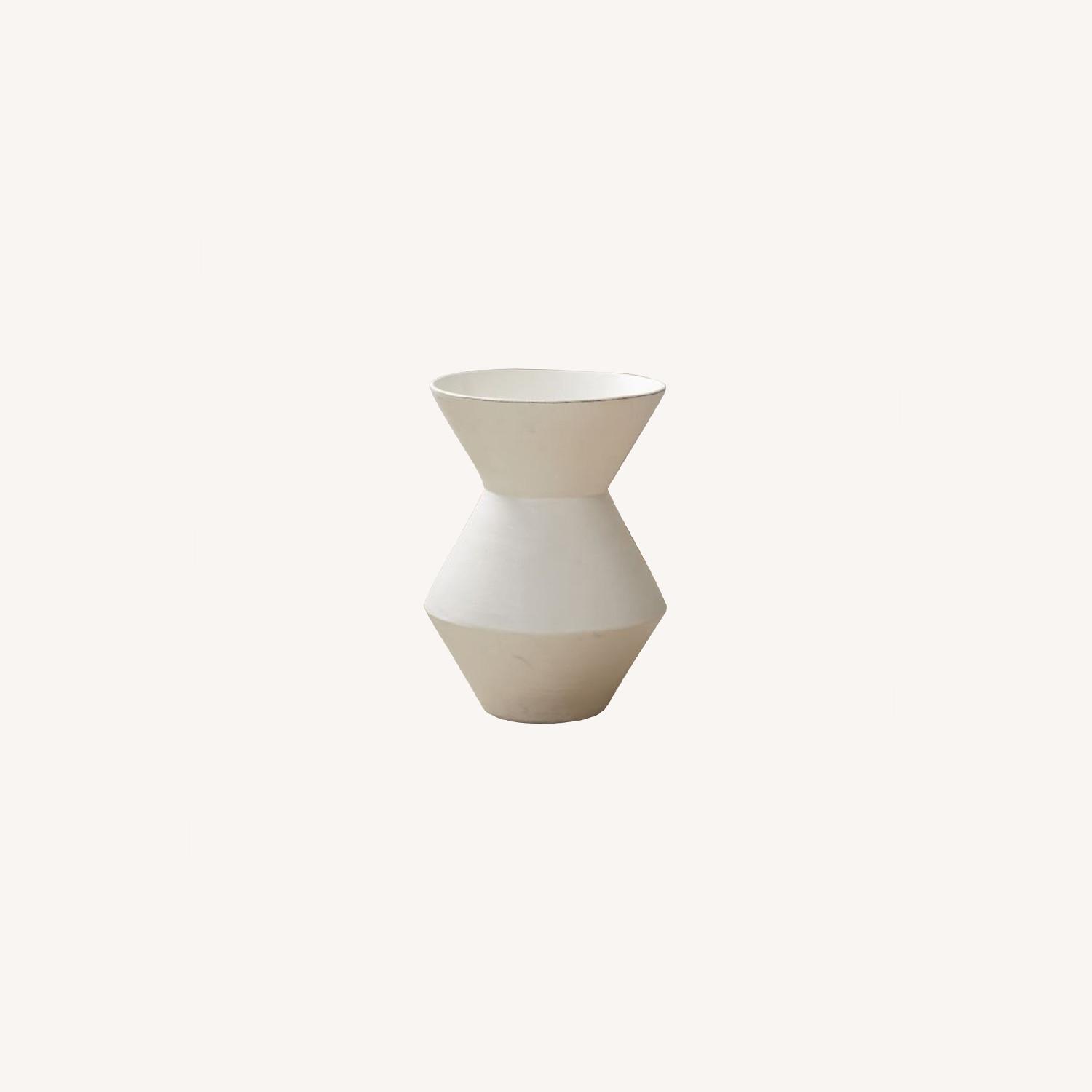 West Elm Thom Testured Wide Floor Vase, White AptDeco