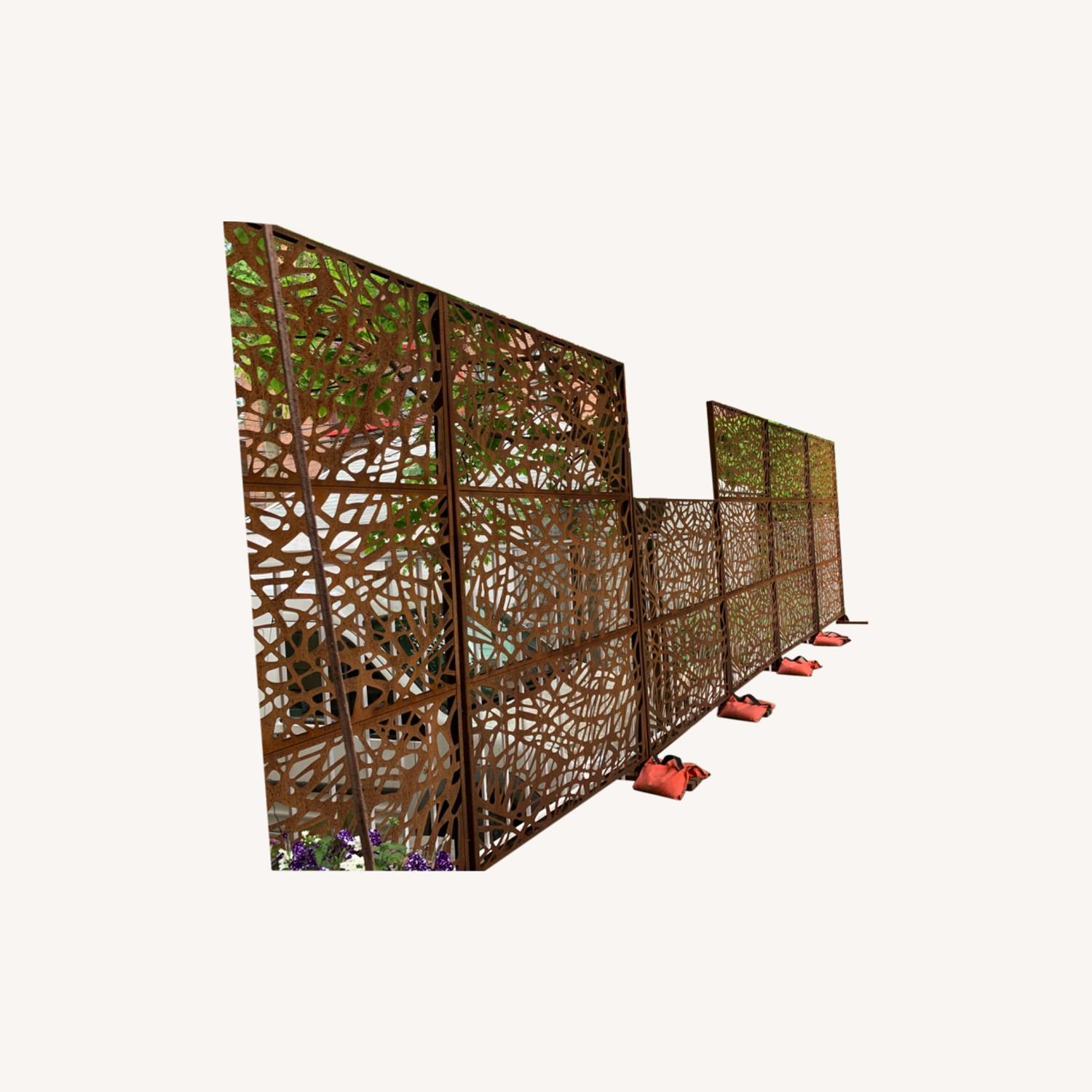 Veradek Privacy Screens - image-0