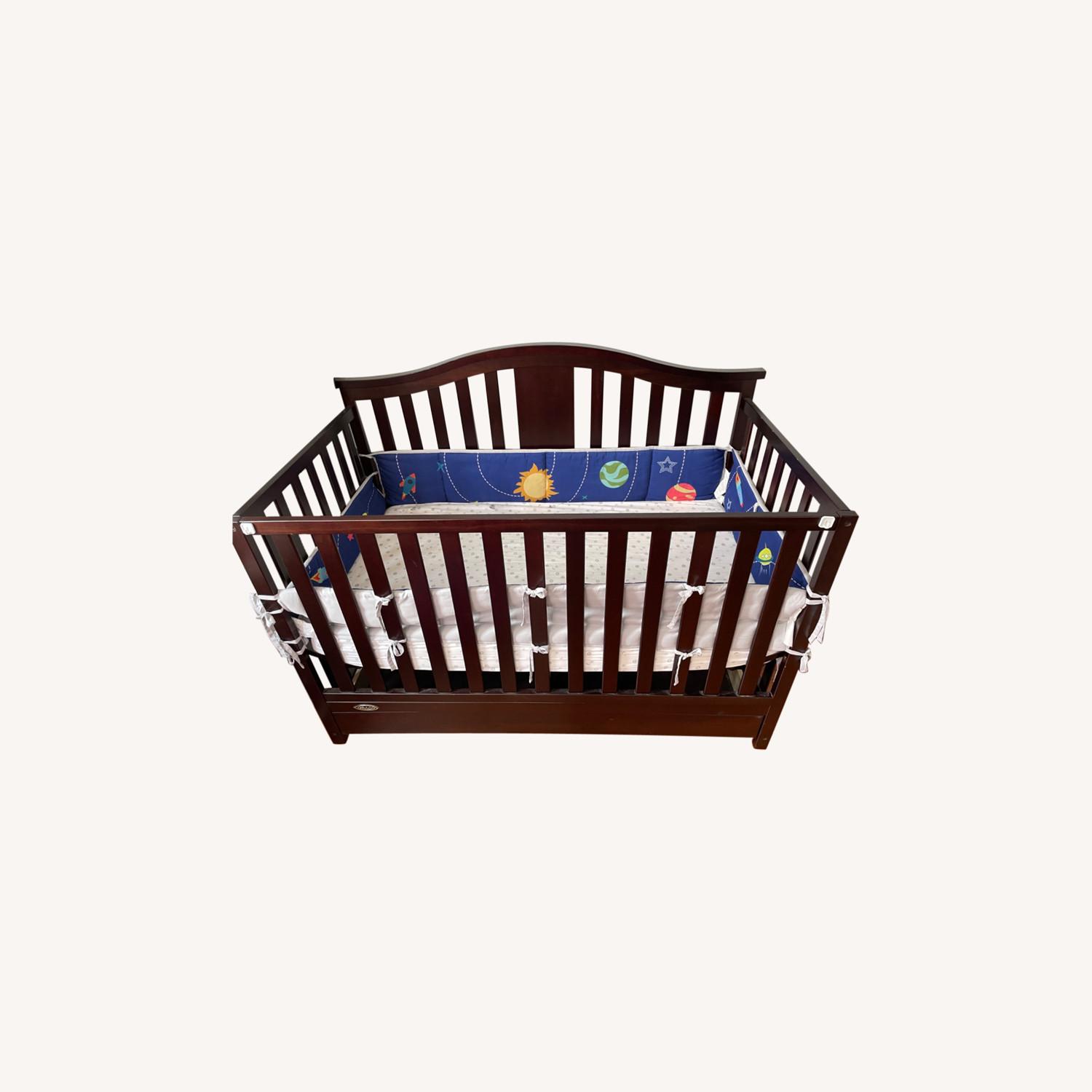 Graco solano 4 in 1 Convertible Crib AptDeco