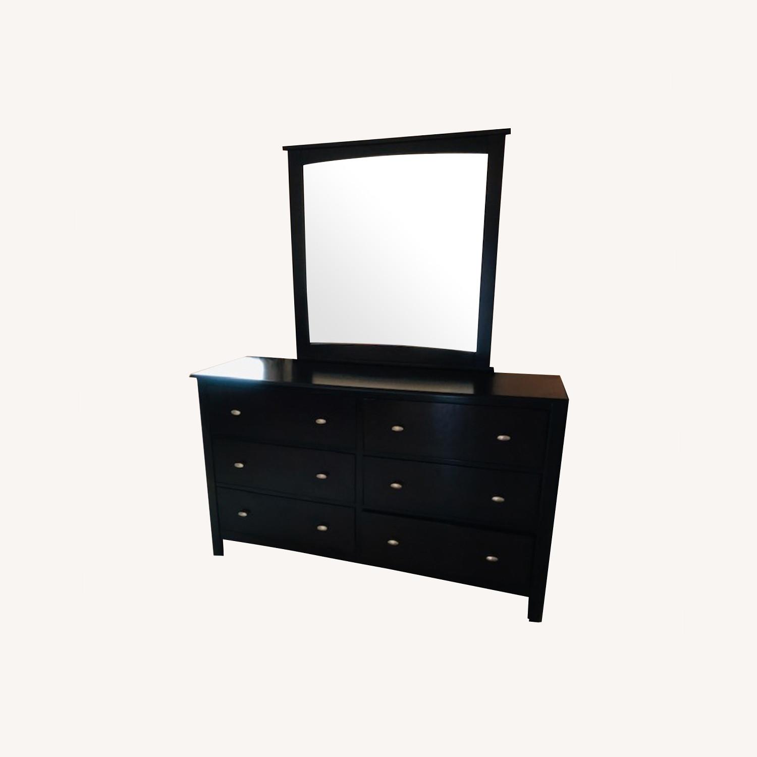 Dressers with Mirrors - image-0