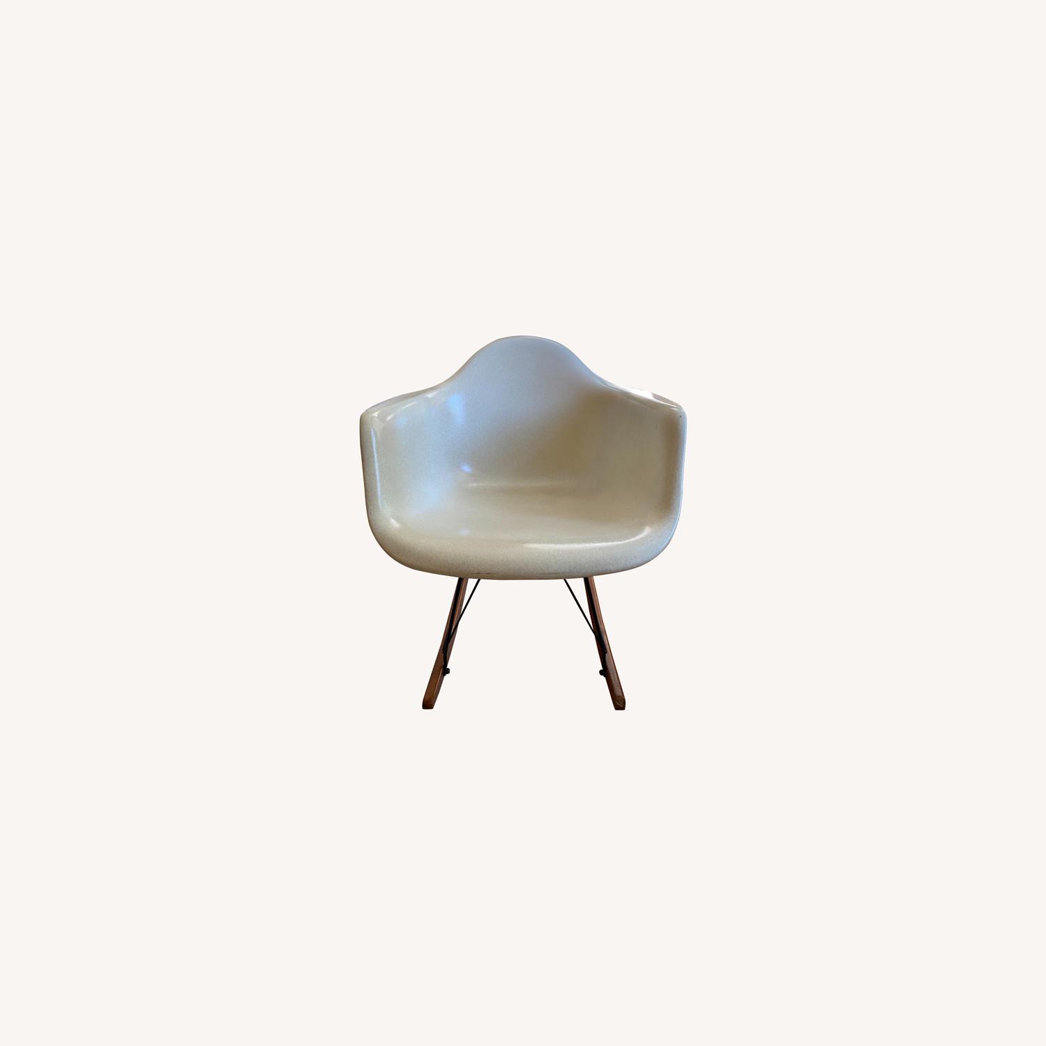 Modernica Arm Shell Rocking Chair - AptDeco