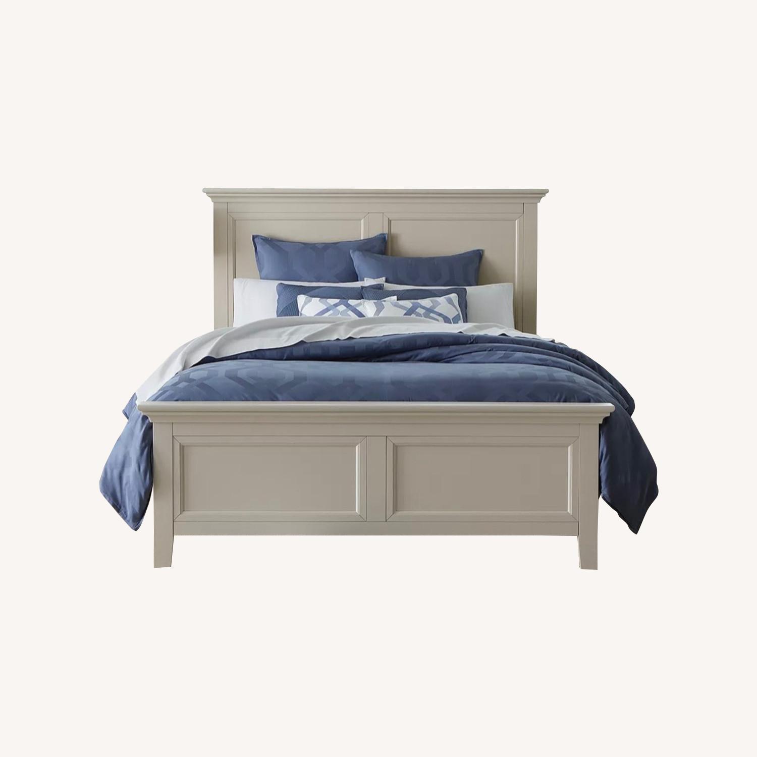Macy's Sanibel Queen Bed AptDeco