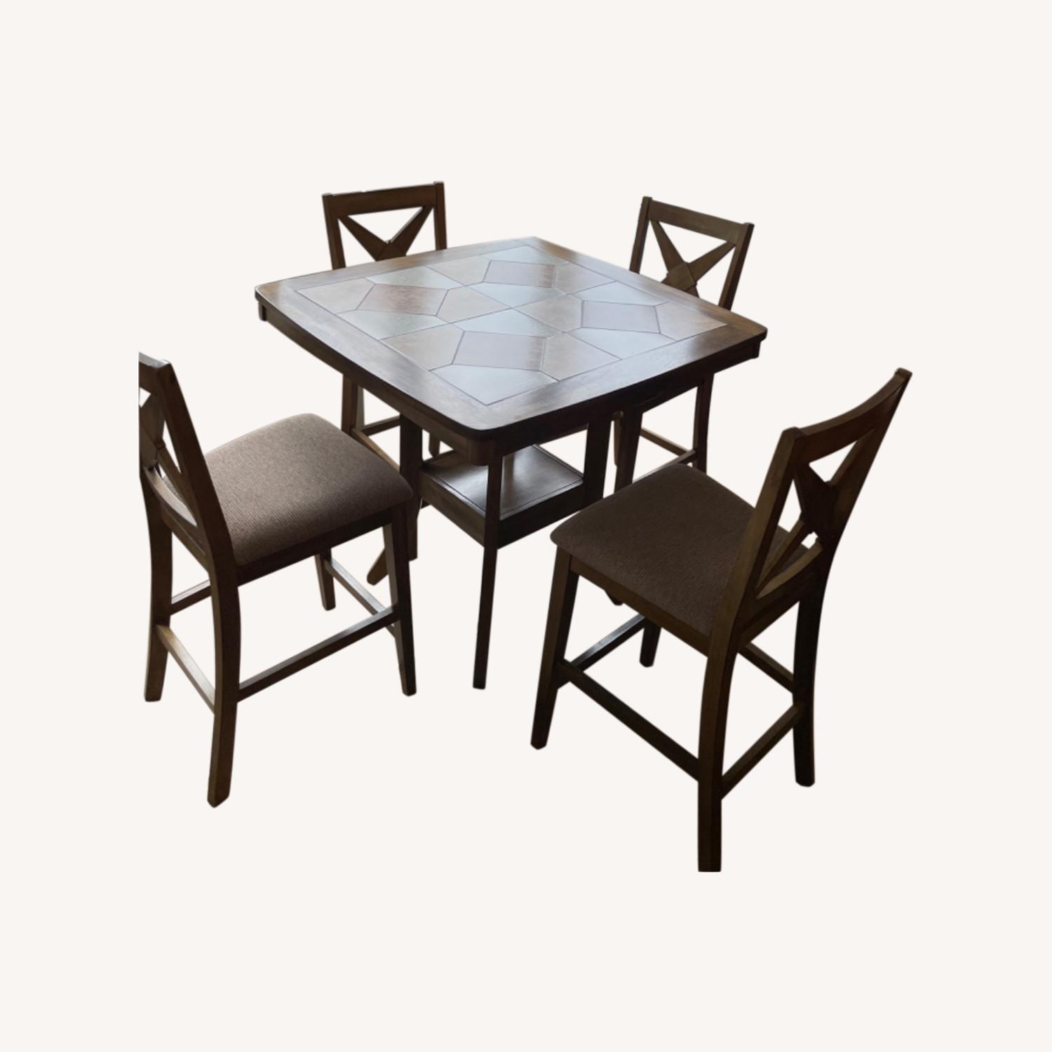 Raymour & Flanigan Dining Set - image-0