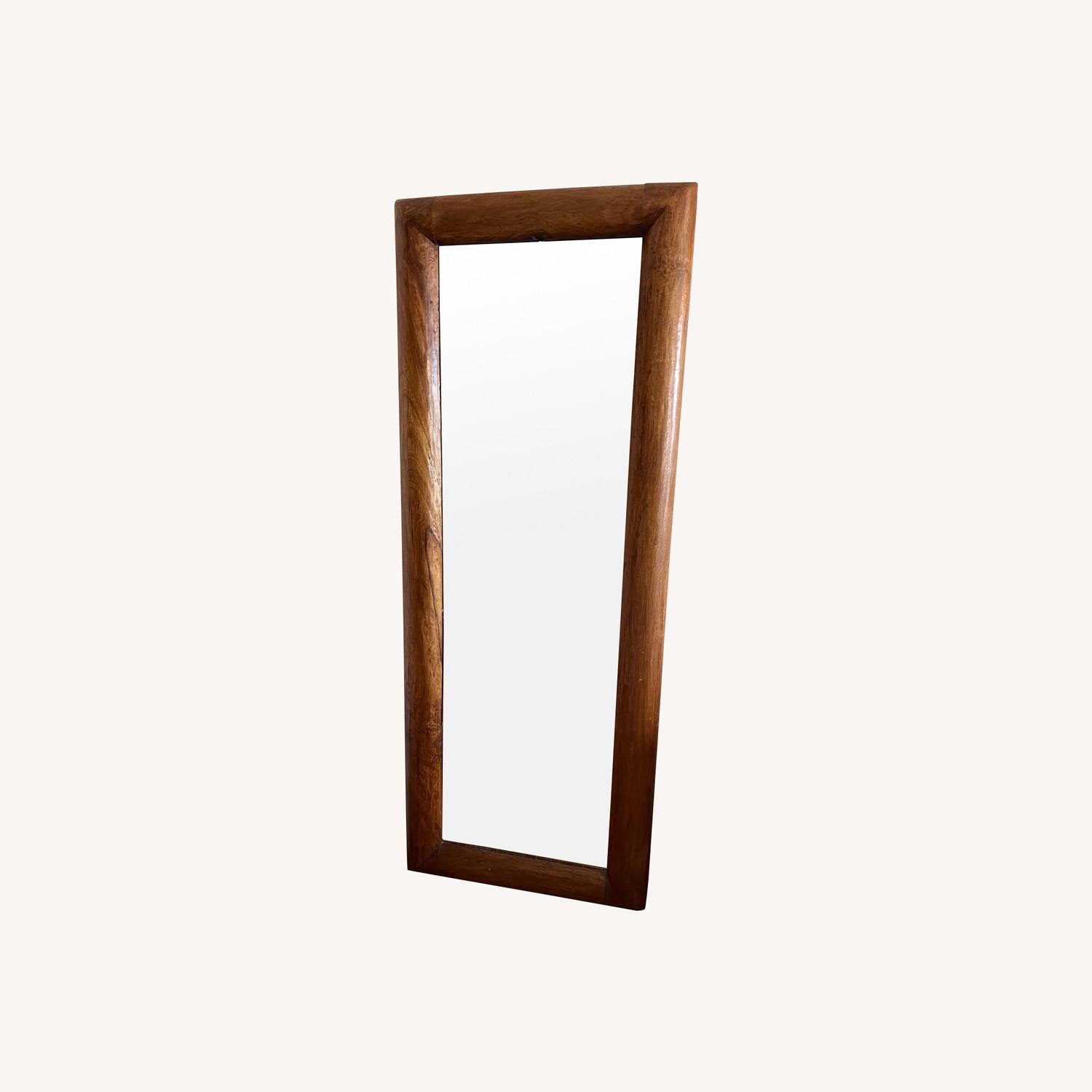 Standing / Leaning Floor Mirror AptDeco