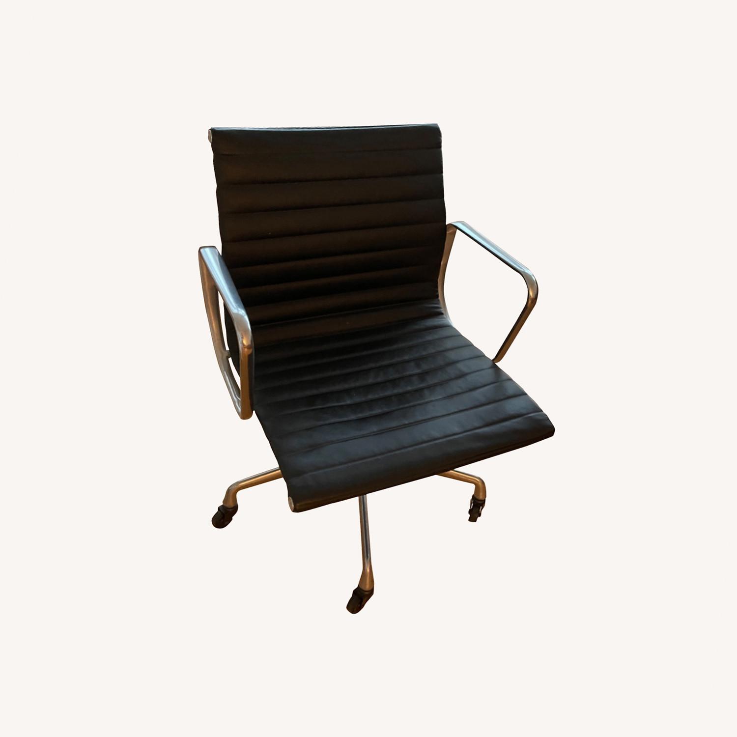 Herman Millet Eames Management Chairs - image-0