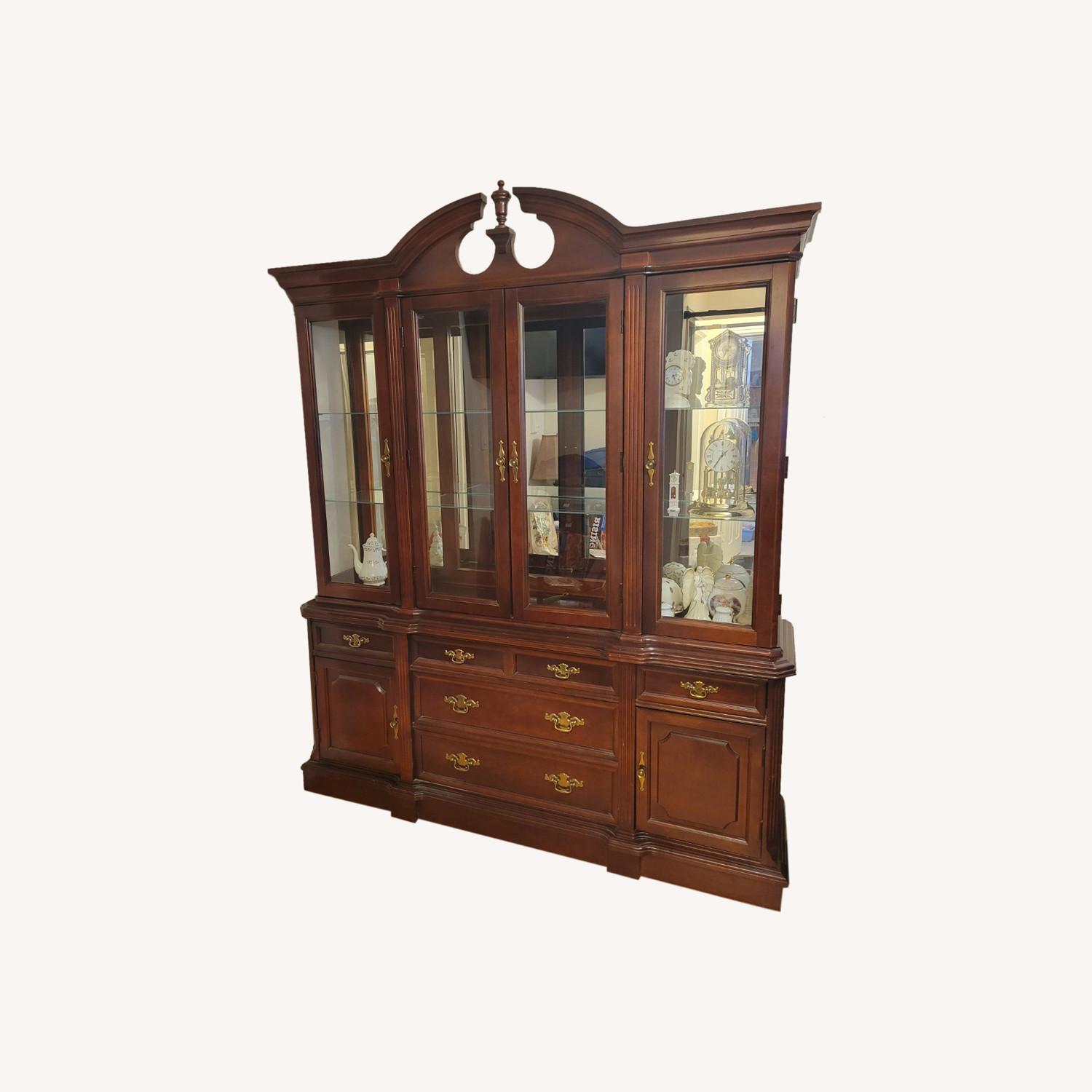 Basset Cherry Wood Queen Anne China AptDeco