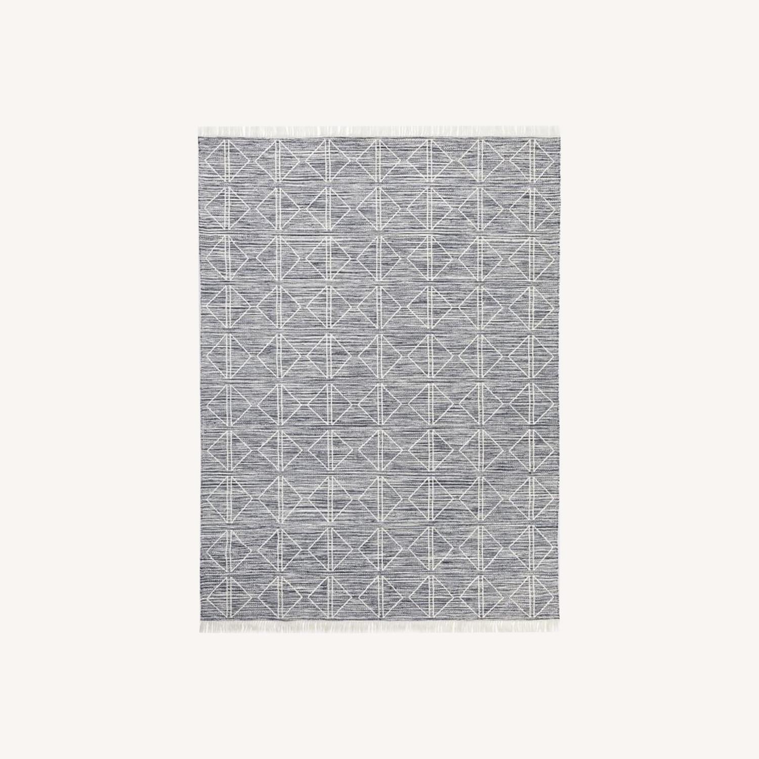 West Elm Reflected Diamond Indoor Outdoor Rug, 3X5, Iron AptDeco
