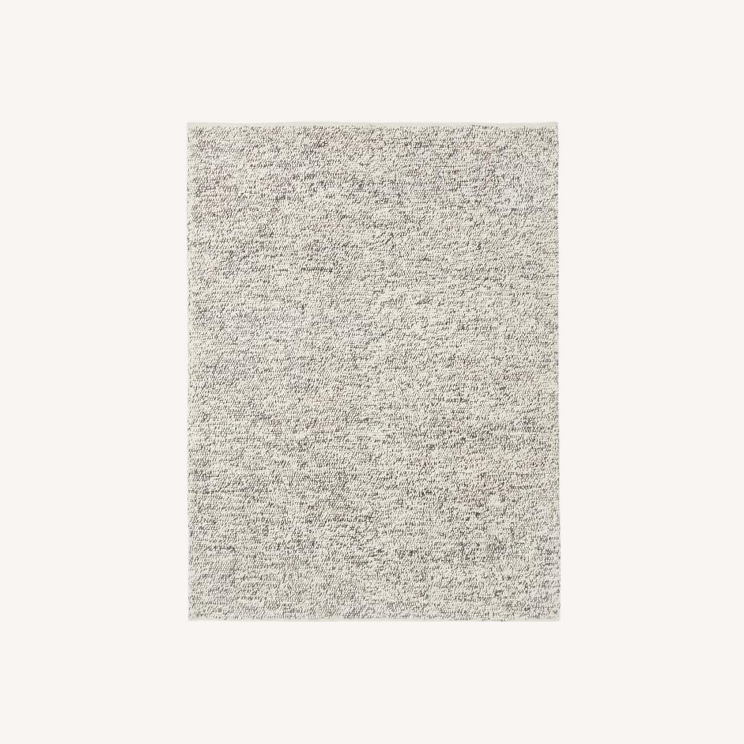 West Elm Mini Pebble Jute Rug 5X8 Slate/Alabaster AptDeco