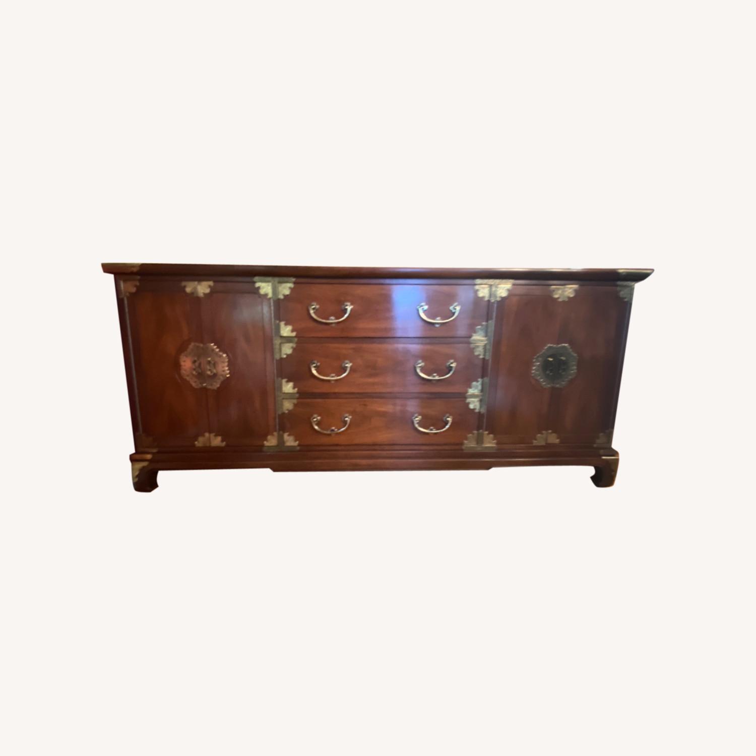 Henredon Mahogany Credenza AptDeco