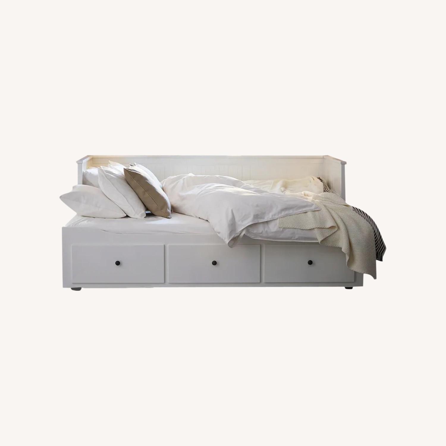 IKEA Daybed Frame with 3 Drawers, White, Twin AptDeco