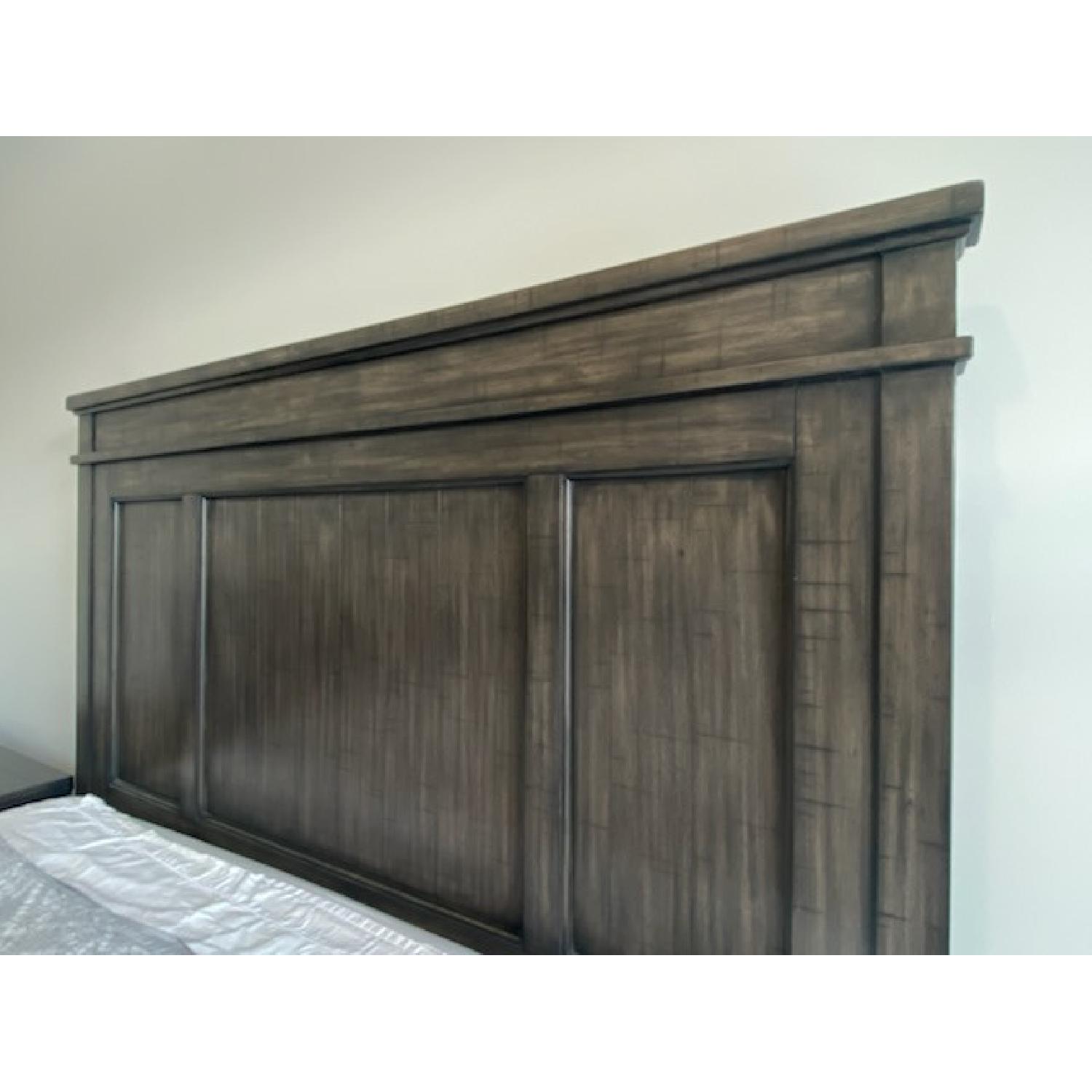 Dark Grey Queen Bed Set w Headboard and Footboard - image-8