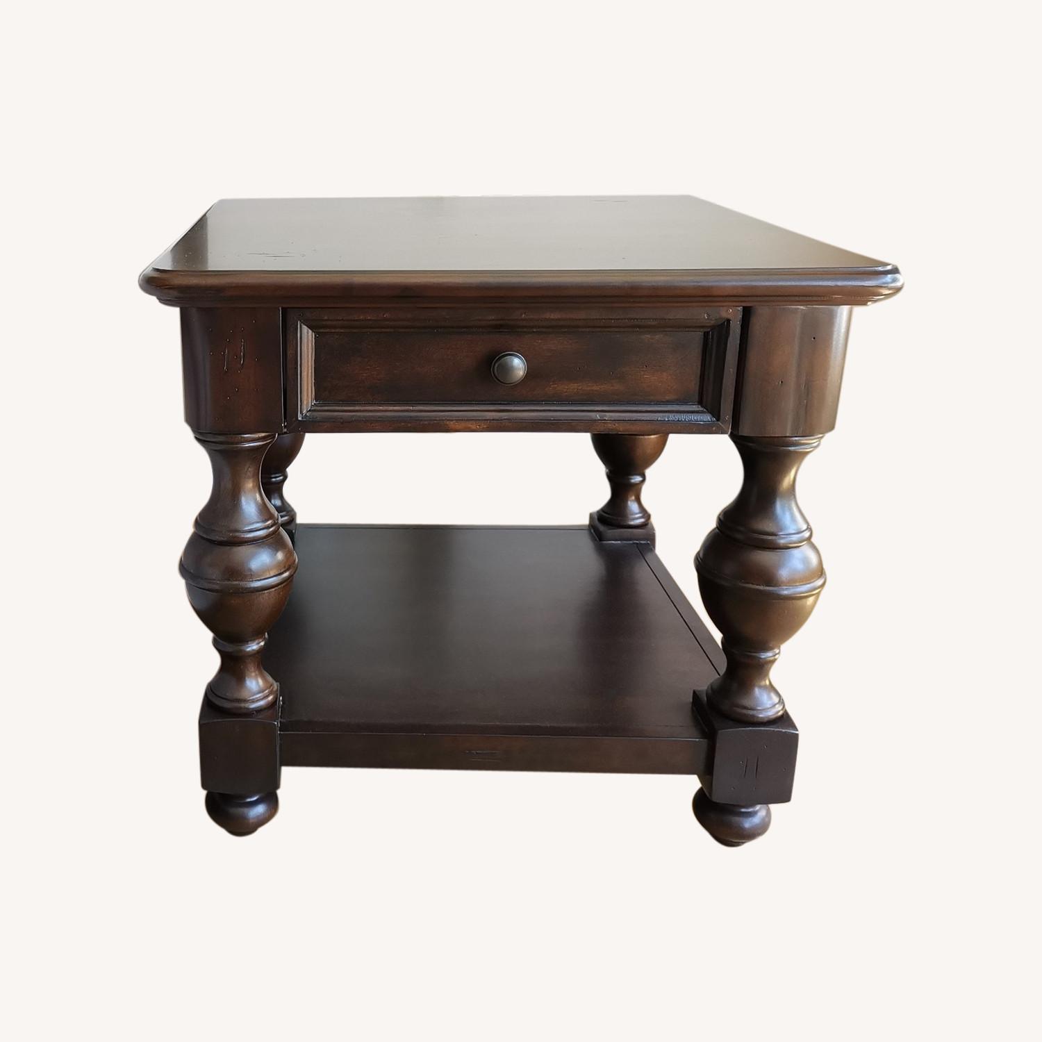 Pair of Elegant End Table AptDeco