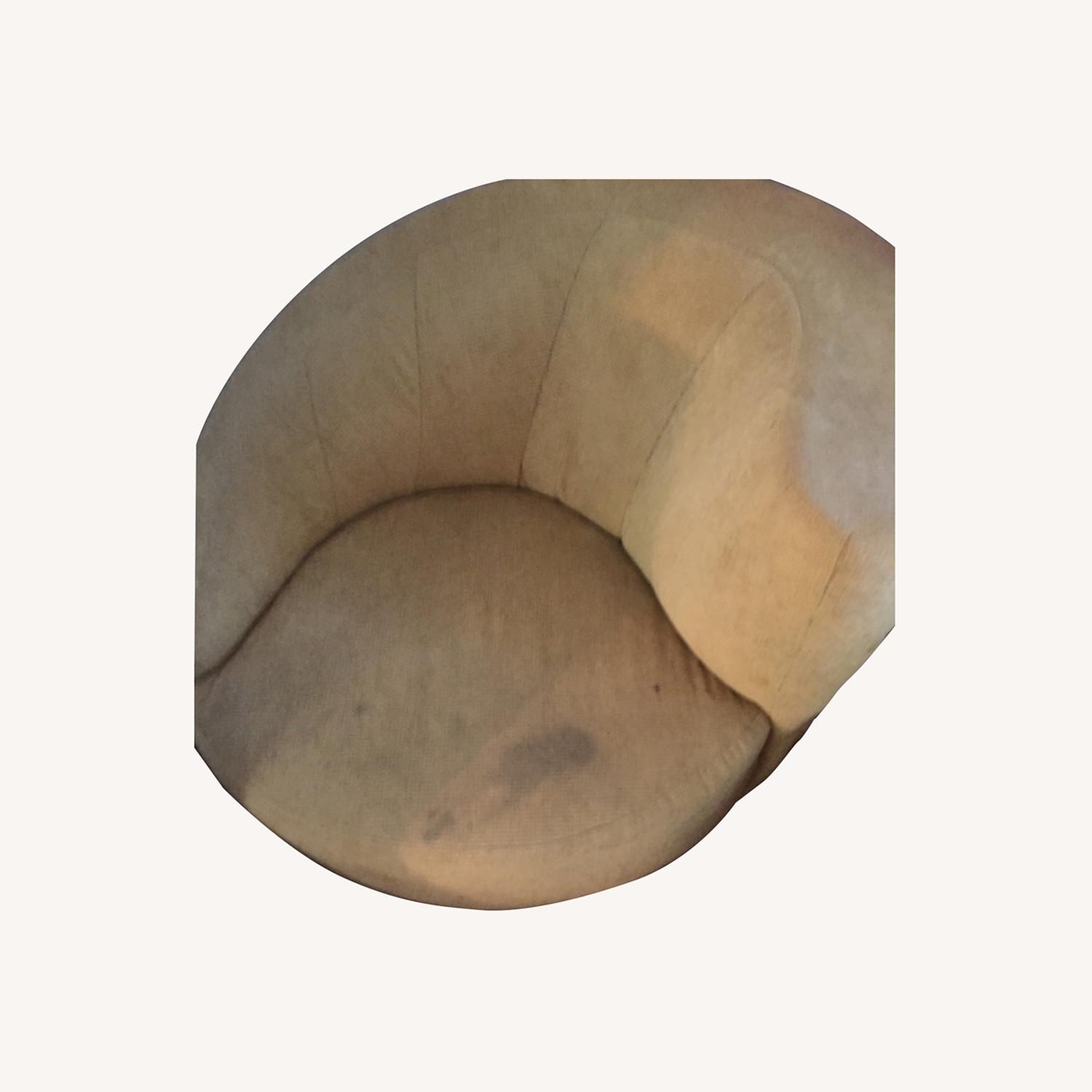 Sofa Chair - image-0