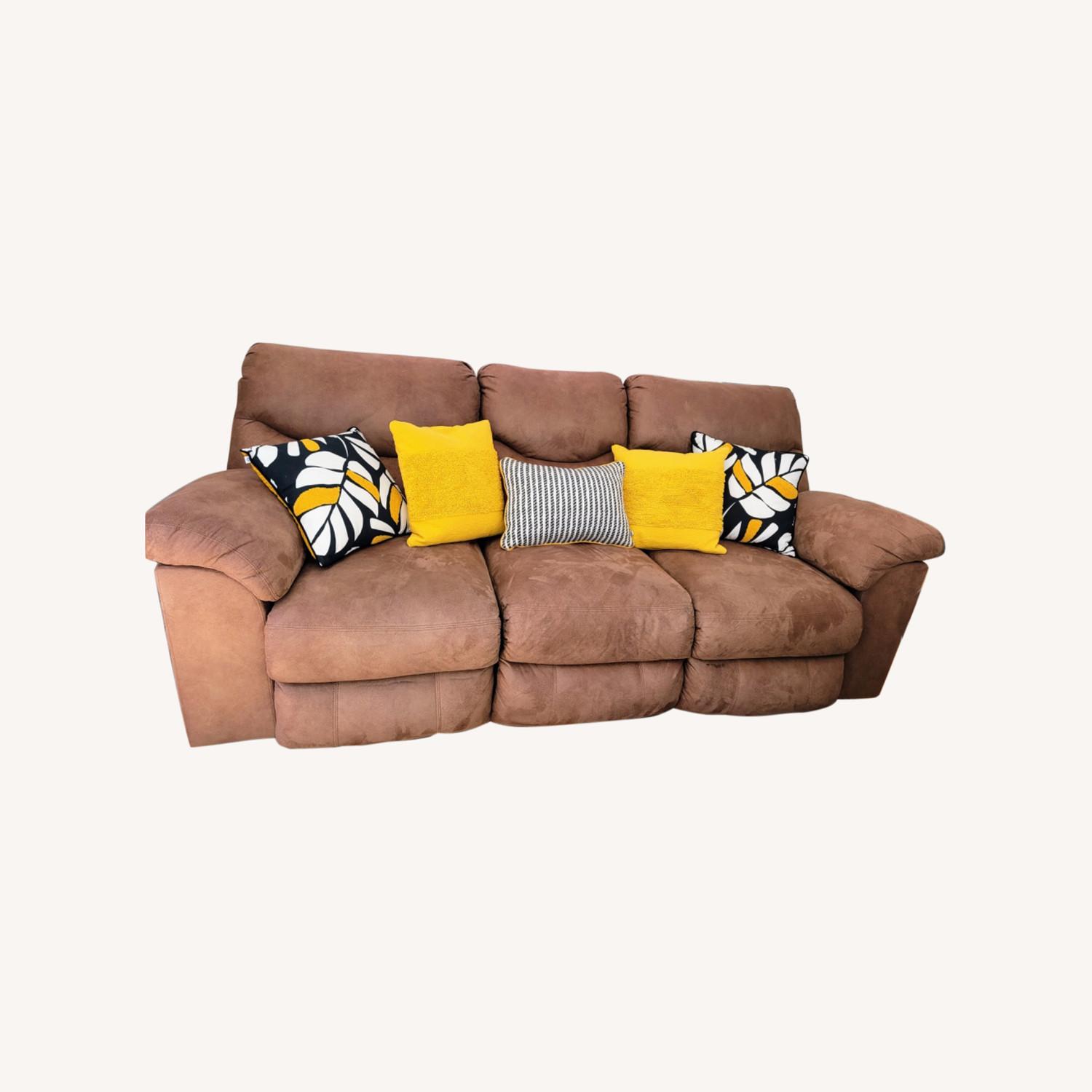 Ashley Furniture Super Comfy Electronic Recliner Sofa AptDeco