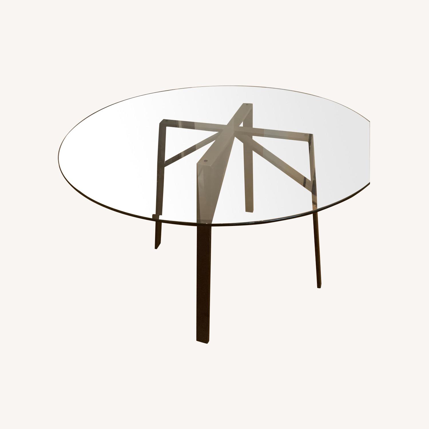 Modern Glass Round Table AptDeco