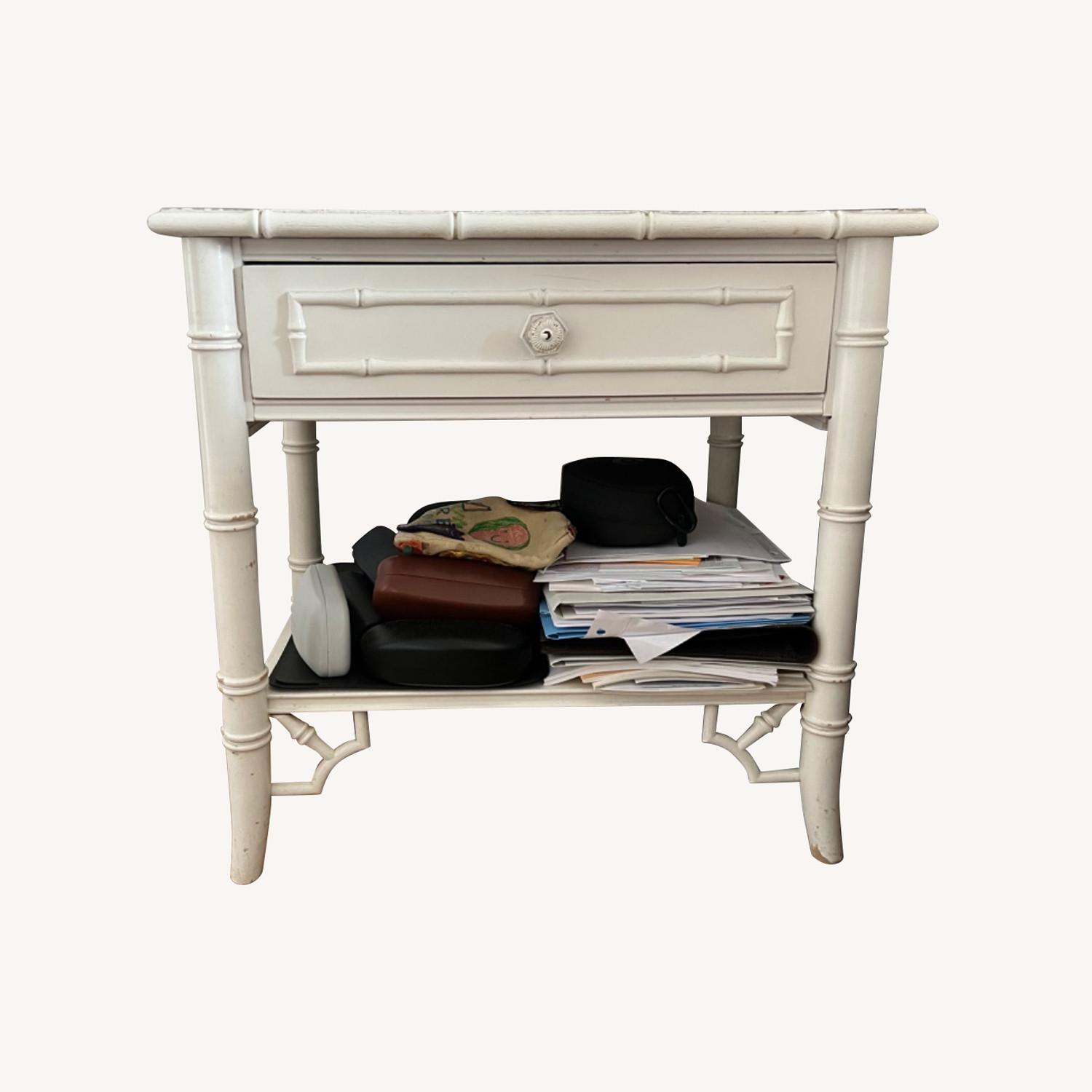 Vintage thomasville bamboo nightstands aptdeco