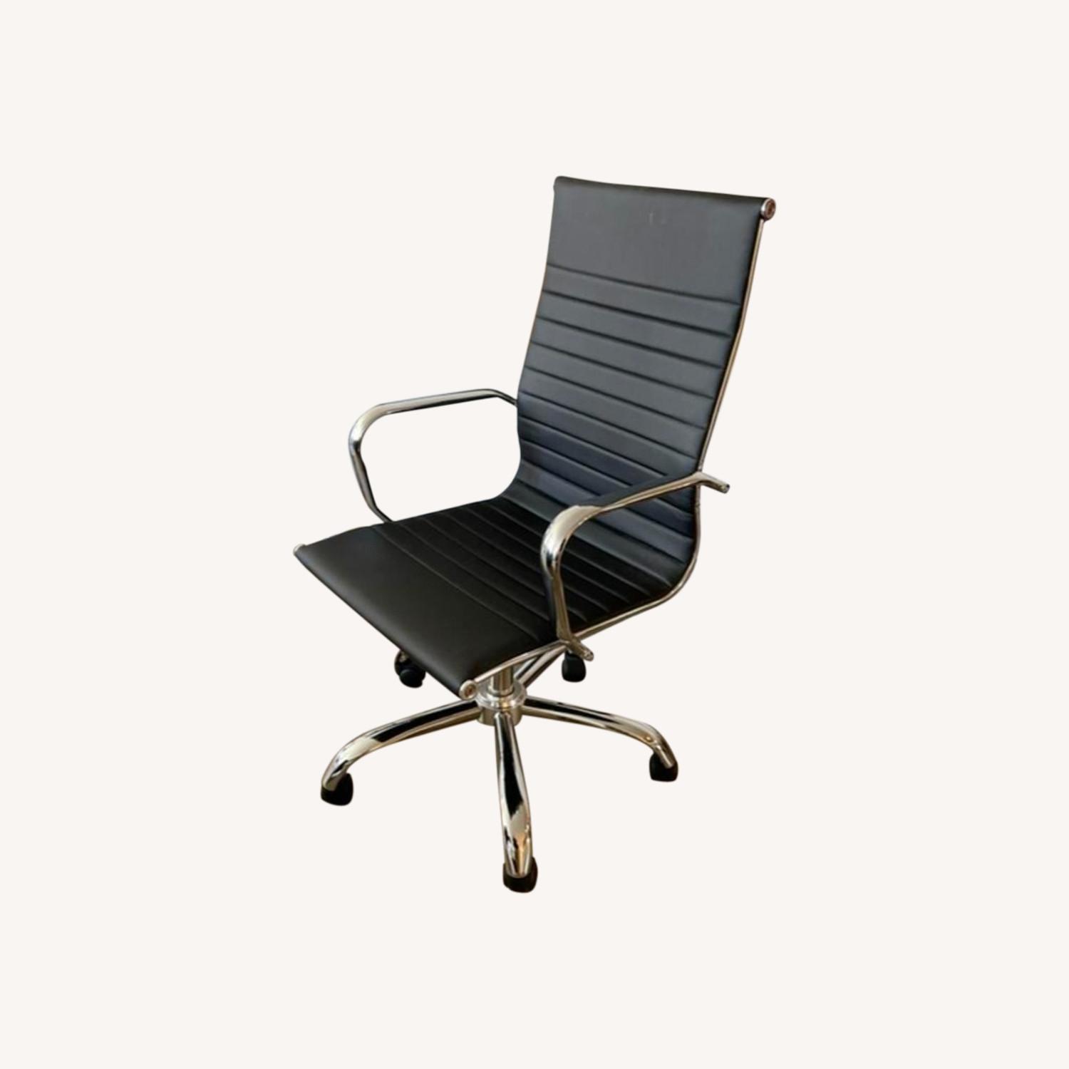 BLG Study Desk Chair AptDeco