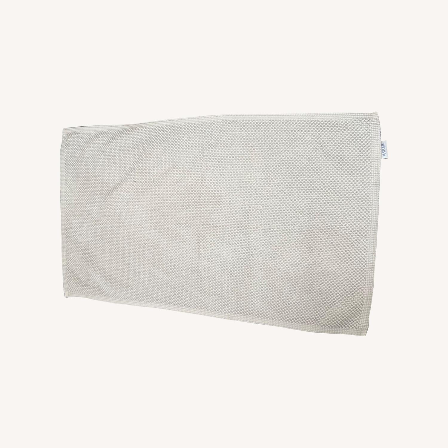 Bloomingdales Matouk Reverie Bath Rug AptDeco