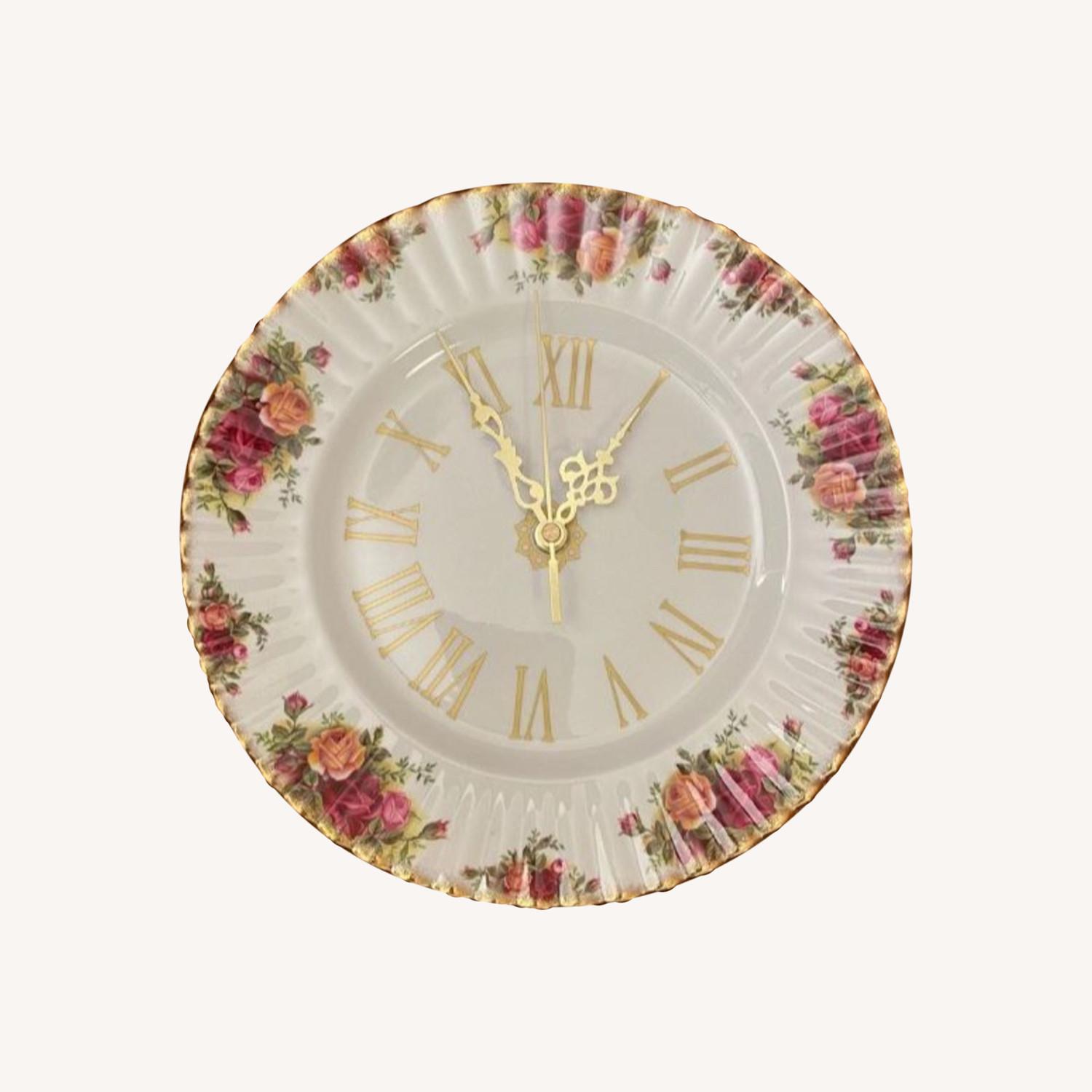 Royal Albert Clock - image-0