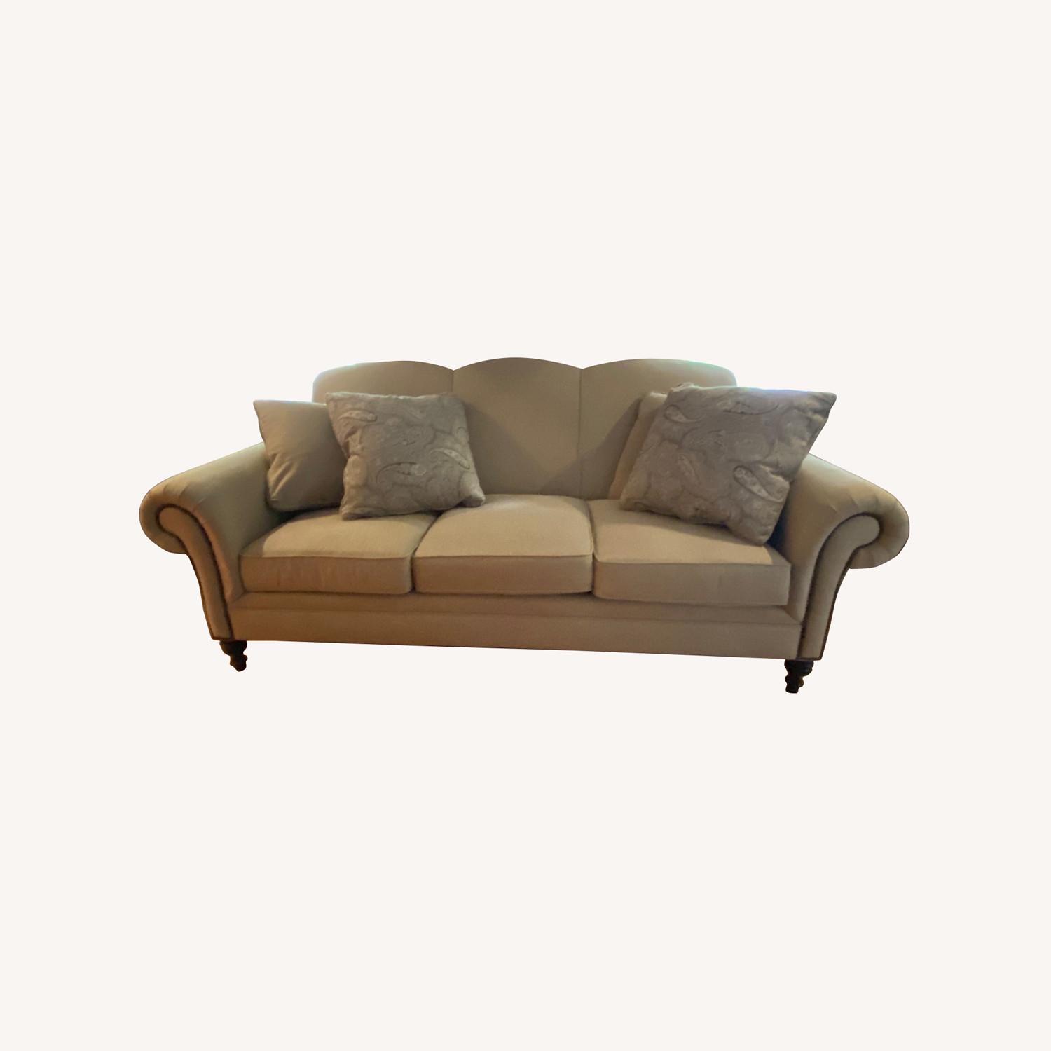Bernhardt Furniture Classic Sofa - image-4
