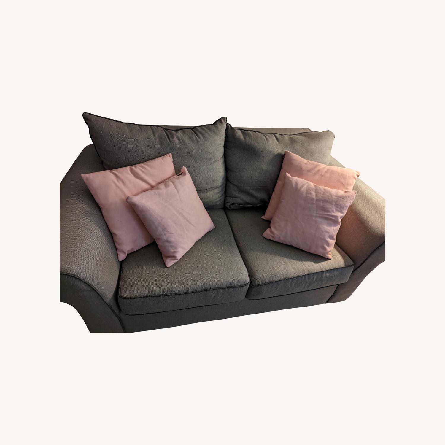 Bob's Discount Furniture Gray Loveseat AptDeco